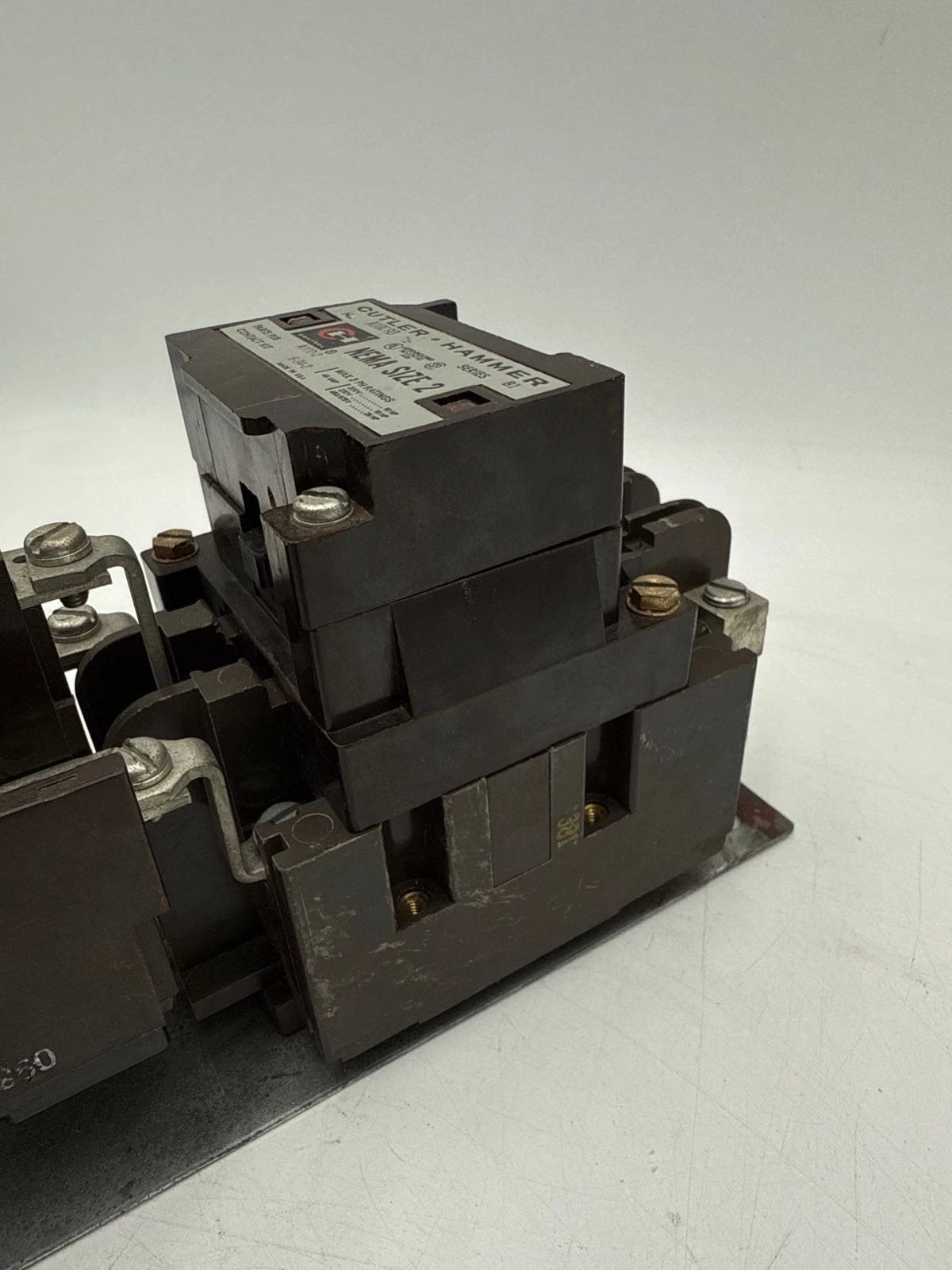 Cutler Hammer A10DG0 Starter NEMA Size 2 45A 3P 600V 25HP Coil 550/600V Used