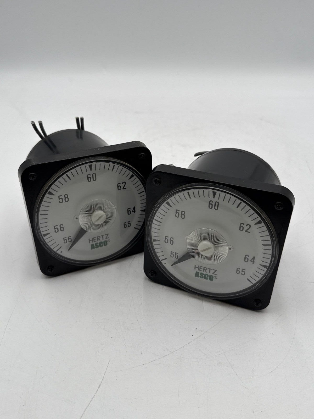 ASCO 550470-077 Hertz Frequency Meter 55-65Hz AB-40P 120V AC 550470077 Used