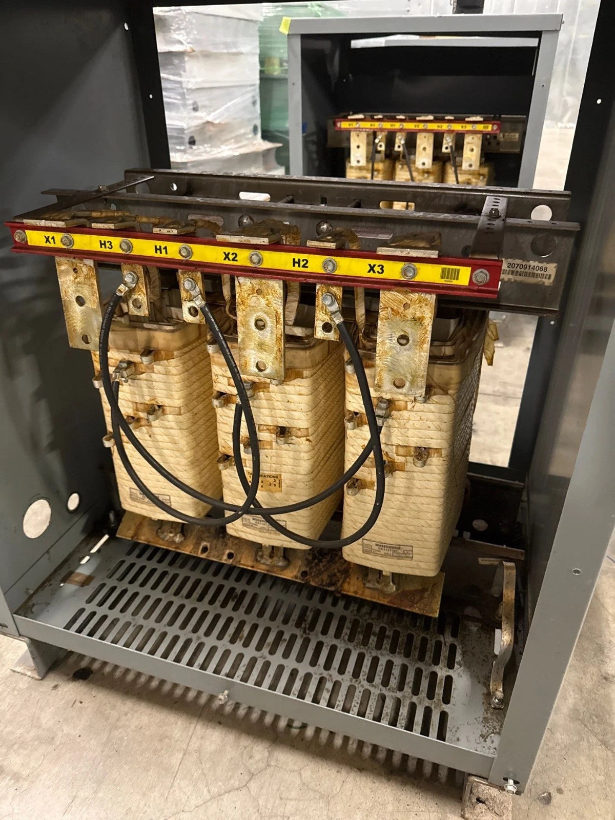 Square D 112.5KVA EE112T3H Transformer 3PH Pri 480V Sec 208Y/120V Indoor T282 Used