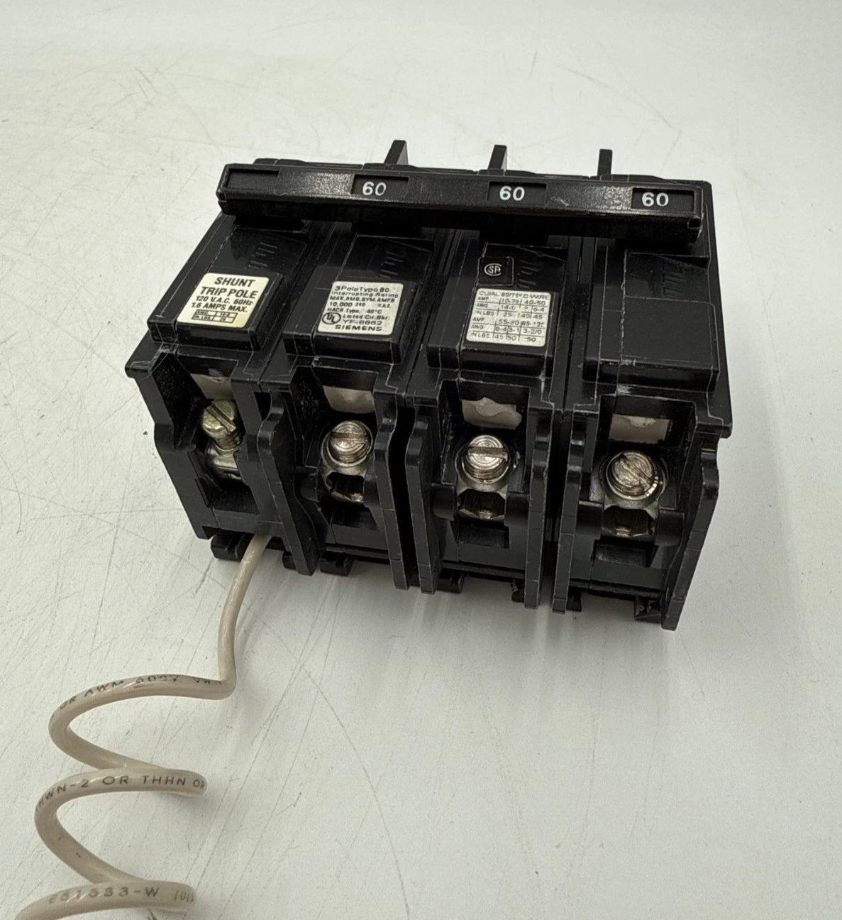 Siemens BQ3B06000S01 Circuit Breaker 60A 3P 240V 3PH 60 Amp 3 Pole Shunt Trip Used