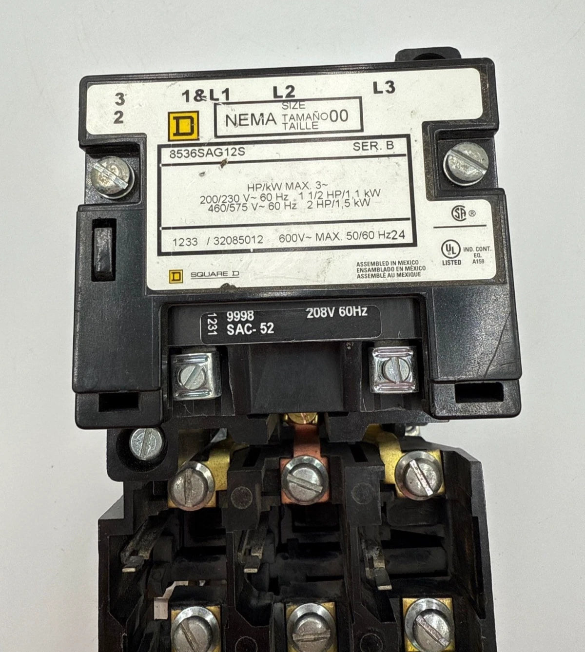 Square D 8536SAG12S Starter NEMA Size 00 3P 2HP 600V Max Coil 208V 9998SAC52 Used