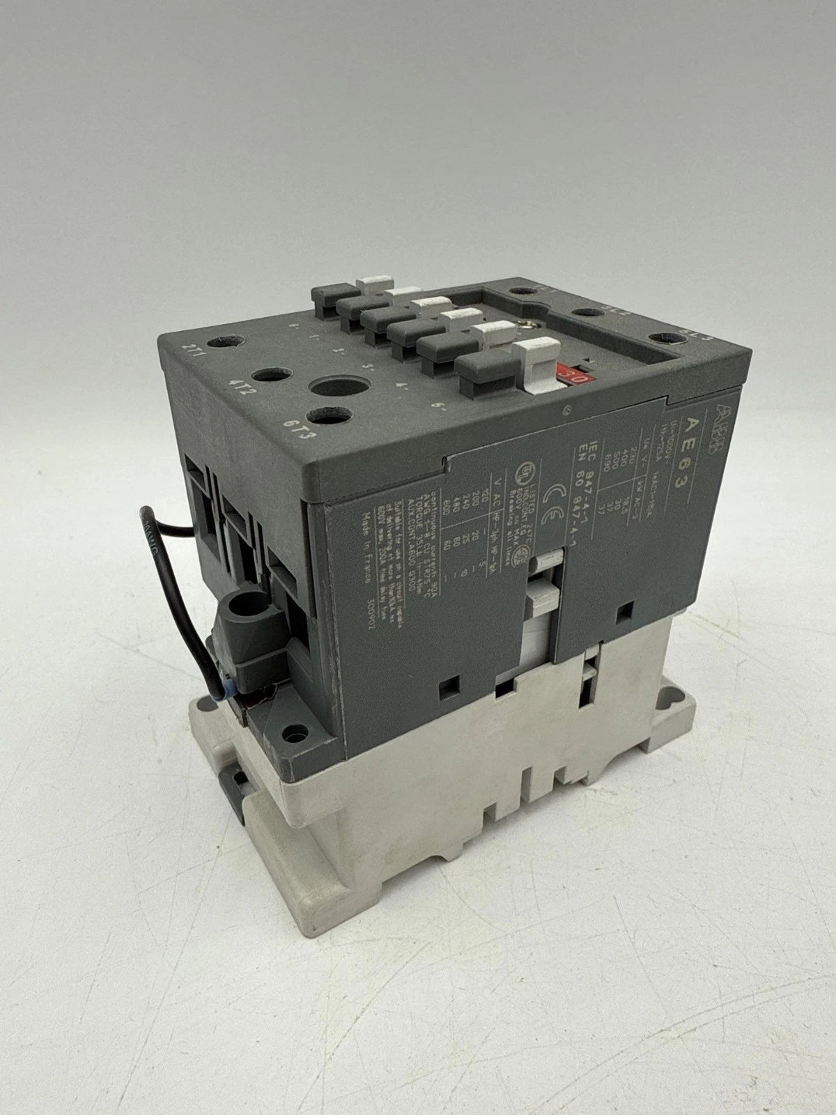 ABB AE63-30 Contactor 90A 3P 600V 3PH 60HP Coil 24VDC CDL5-01 Aux Contact Block Used