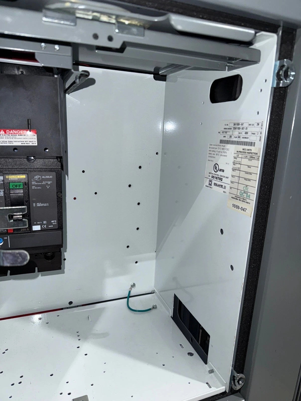 18" Square D Model 6 200 Amp Feeder MCC Bucket JJP36200 Breaker 200A JJP New