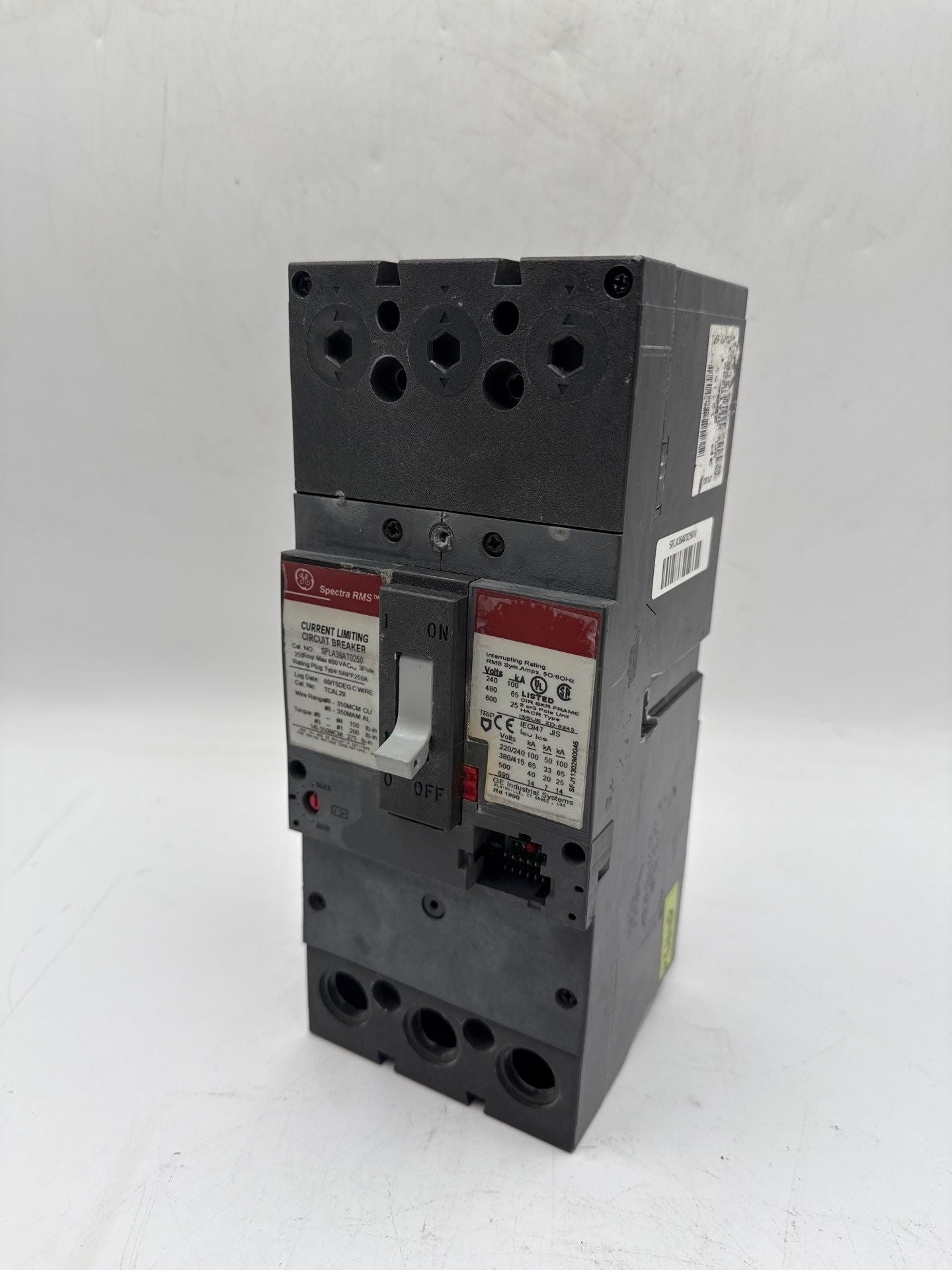 GE SFLA36AT0250 Circuit Breaker 250A 3P 600V Frame 250 Amp 3 Pole CHIPPED Used