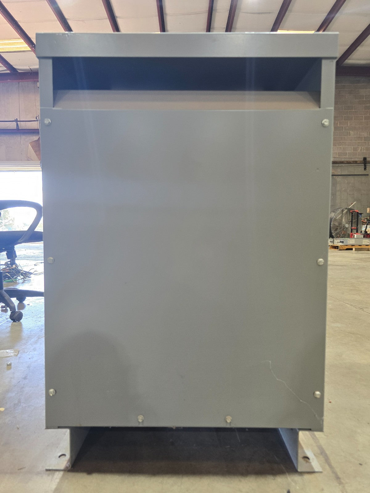 45KVA Federal Pacific T4T45E Transformer Pri 480V Sec 208/120V 3PH Indoor Encl Used