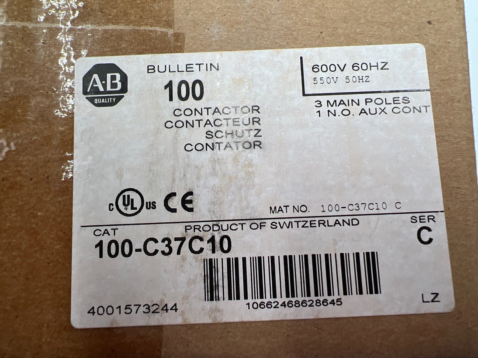 Allen-Bradley 100-C37C10 New