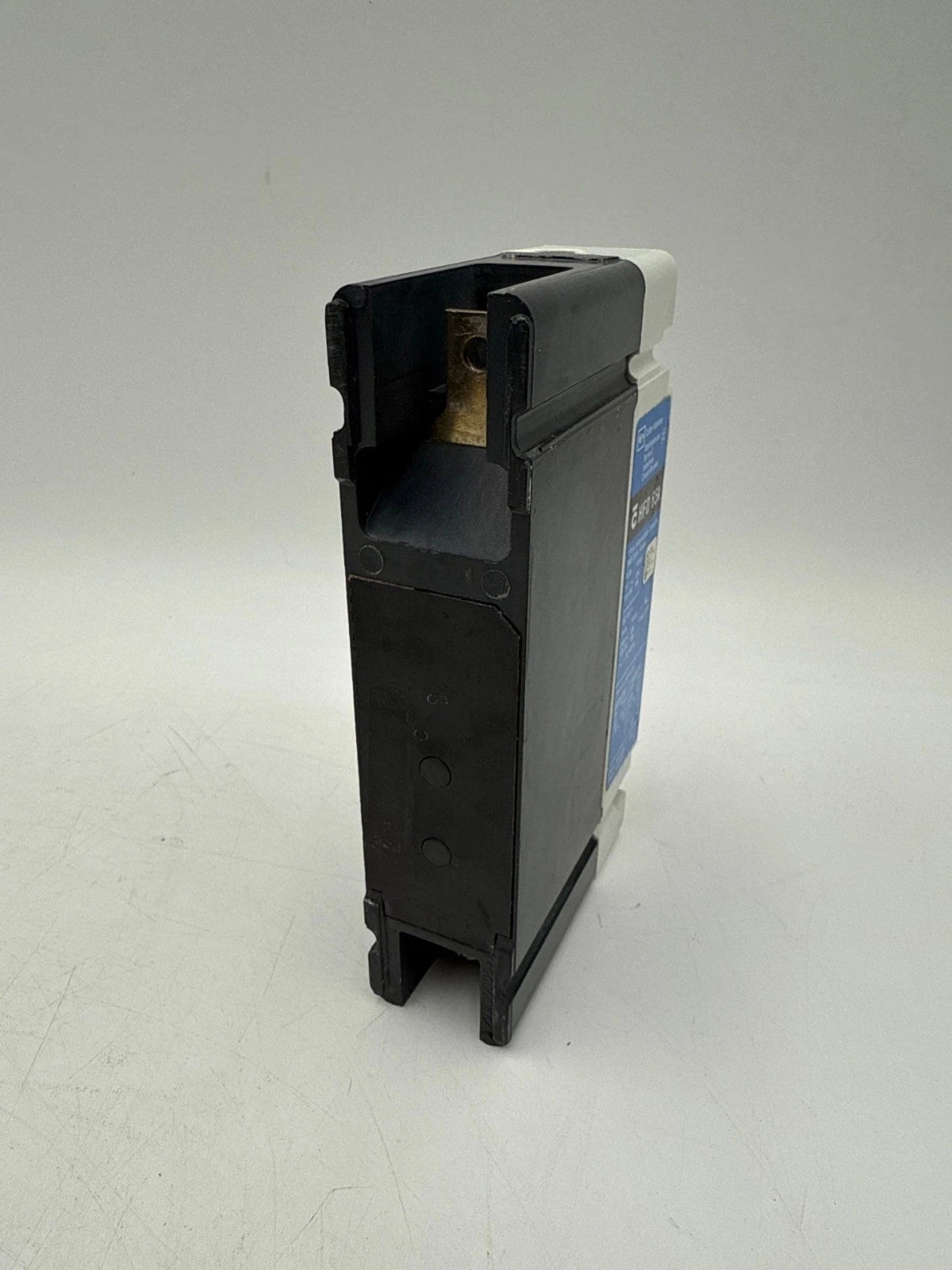 Cutler Hammer HFD1020 Circuit Breaker 20A 1P 277V HFD 65k 20 Amp 1 Pole Bolt On Used