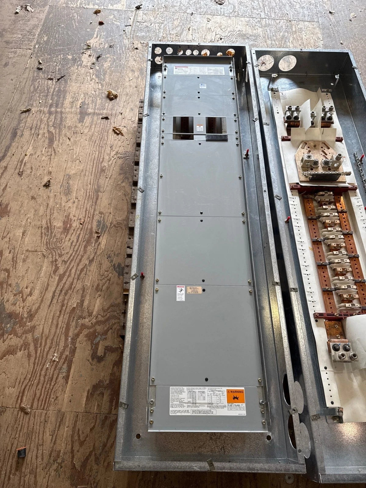 CH PRL3A Panelboard 600A 480/277V 3PH 4W MLO Panel 600 Amp Indoor YS2072 Used