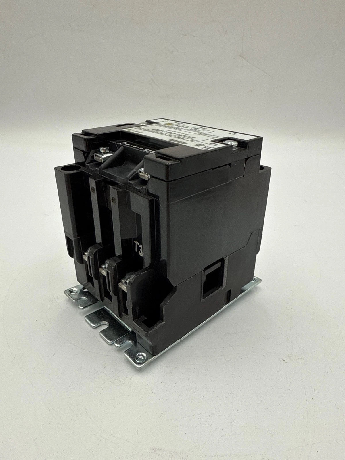 Square D 8536SBG2H30S Contactor Coil 110/120V NEMA Size 0 3P 600V 5HP 3PH Used