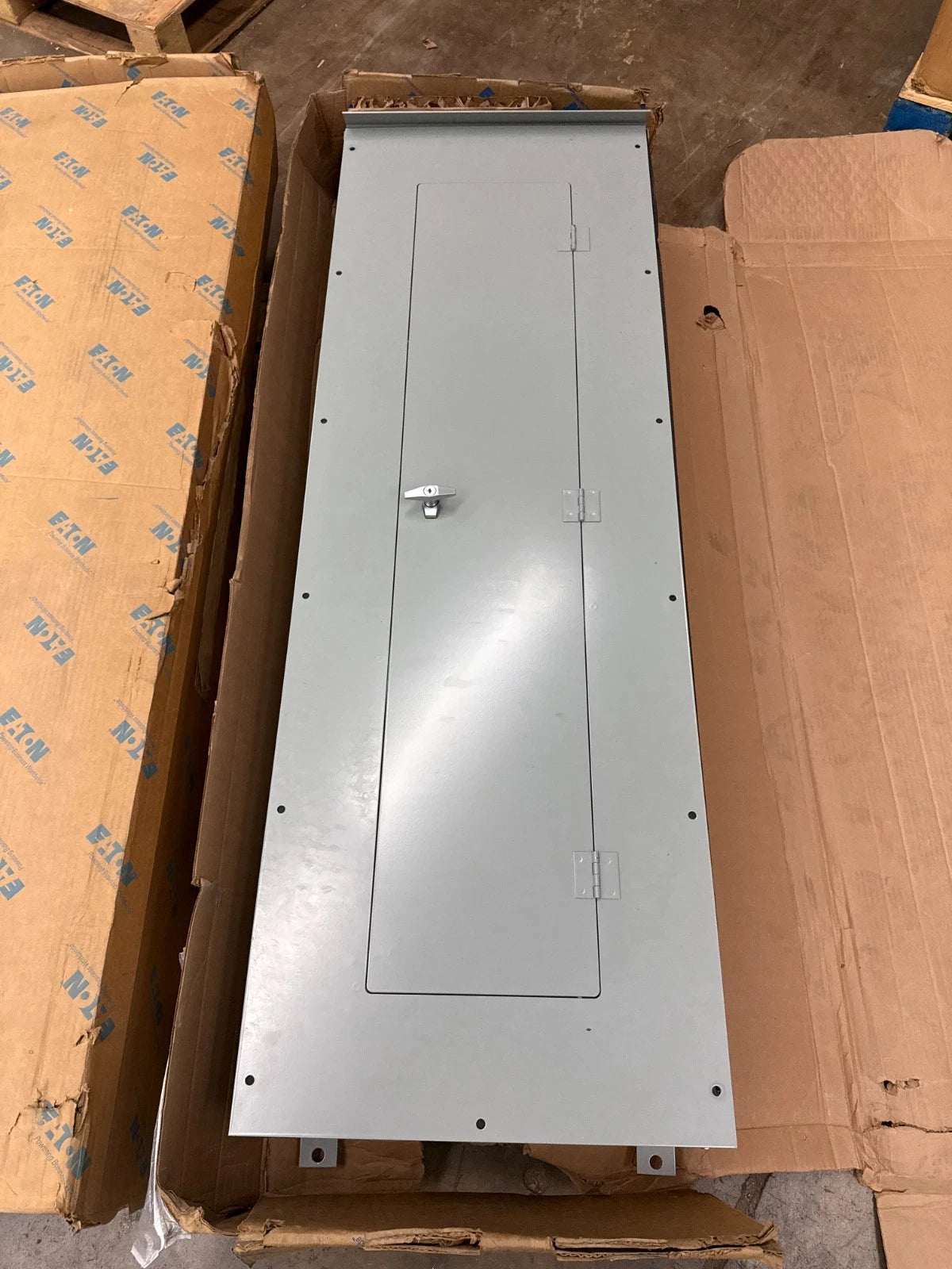 Eaton PRL2X Panelboard 400A 480/277V 3PH 4W 400 Amp 42 Cir MLO Panel 3R Encl New New