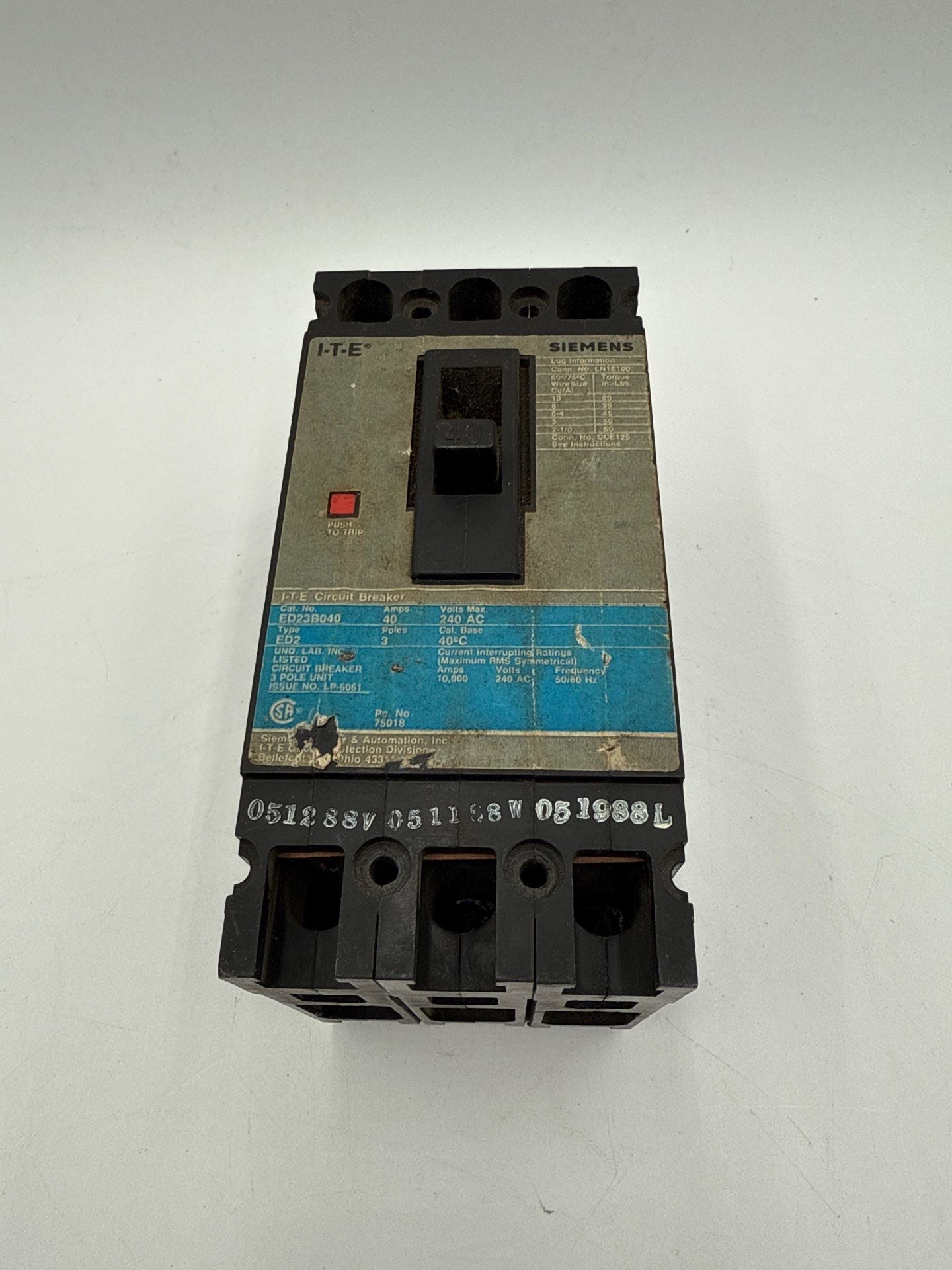 Siemens ITE ED23B040 Circuit Breaker 40A 3P 240V ED2 40 Amp 3 Pole Used