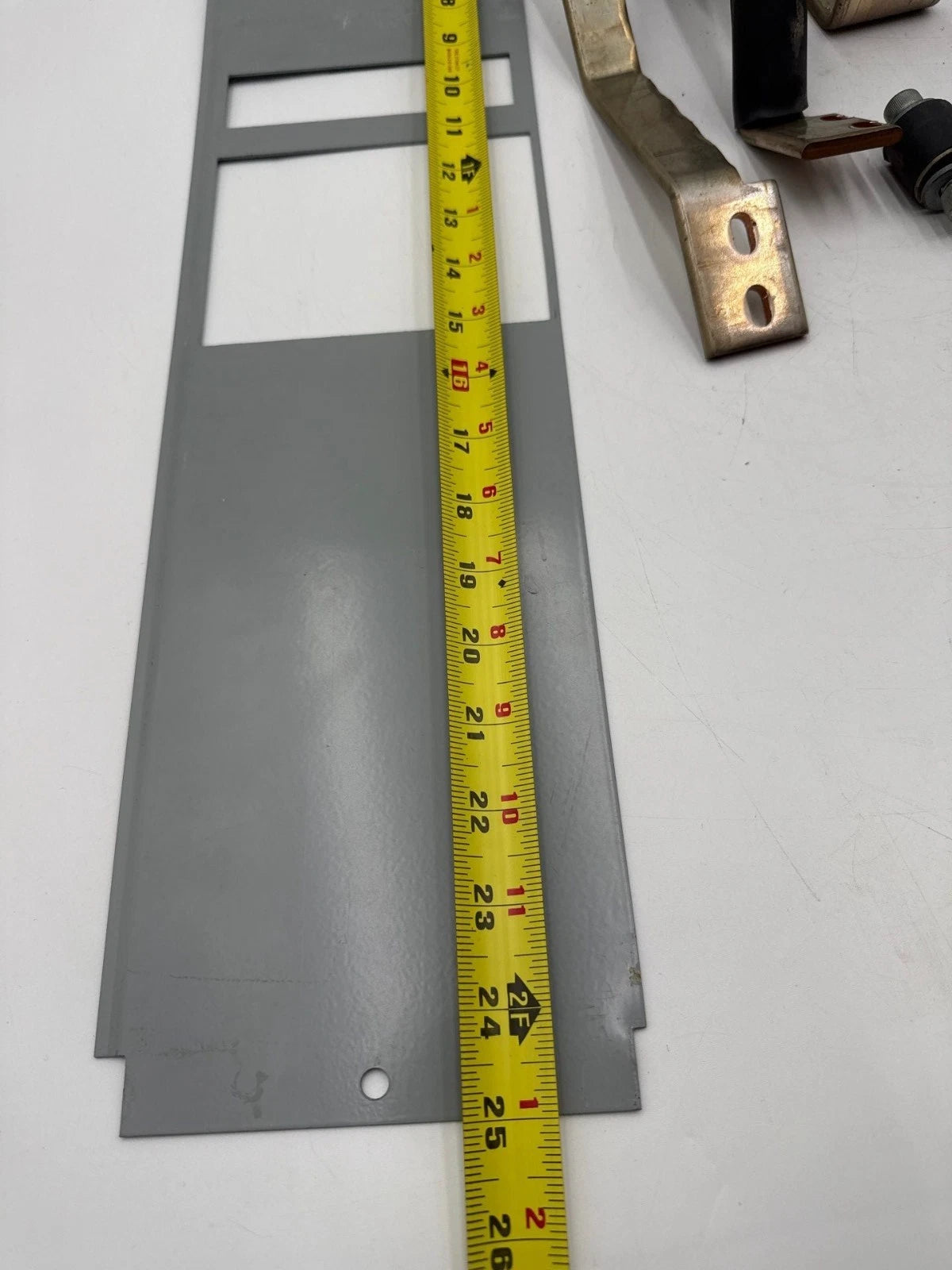 EATON Cutler Hammer KDS4K Circuit Breaker Mounting Hardware for PRL4a KPRL4KDS Used