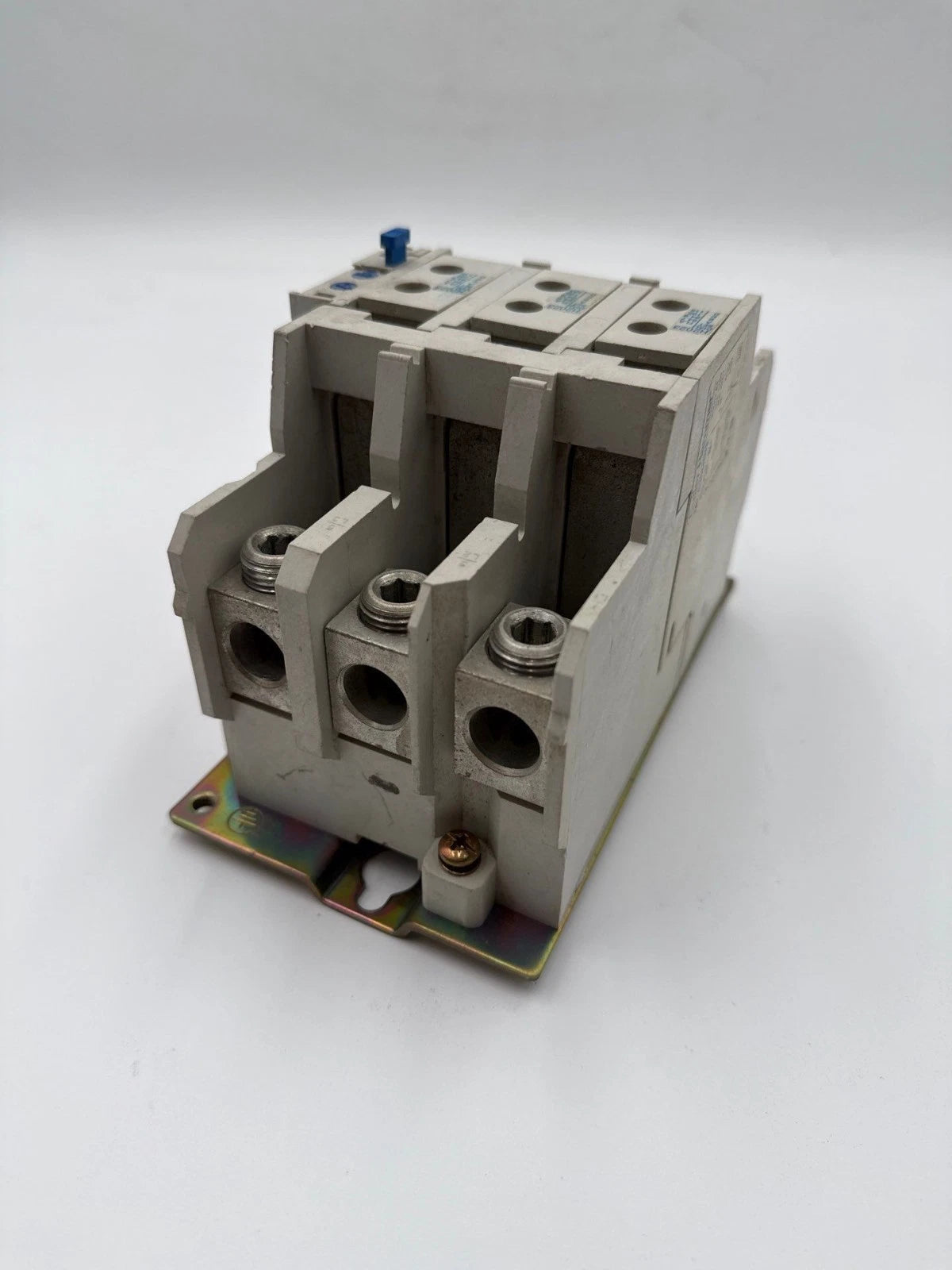 Eaton C306NN3 Overload Relay 144A 600V 3PH Ser A1 NEMA 4 1NO/1NC Heaters H2023 Used