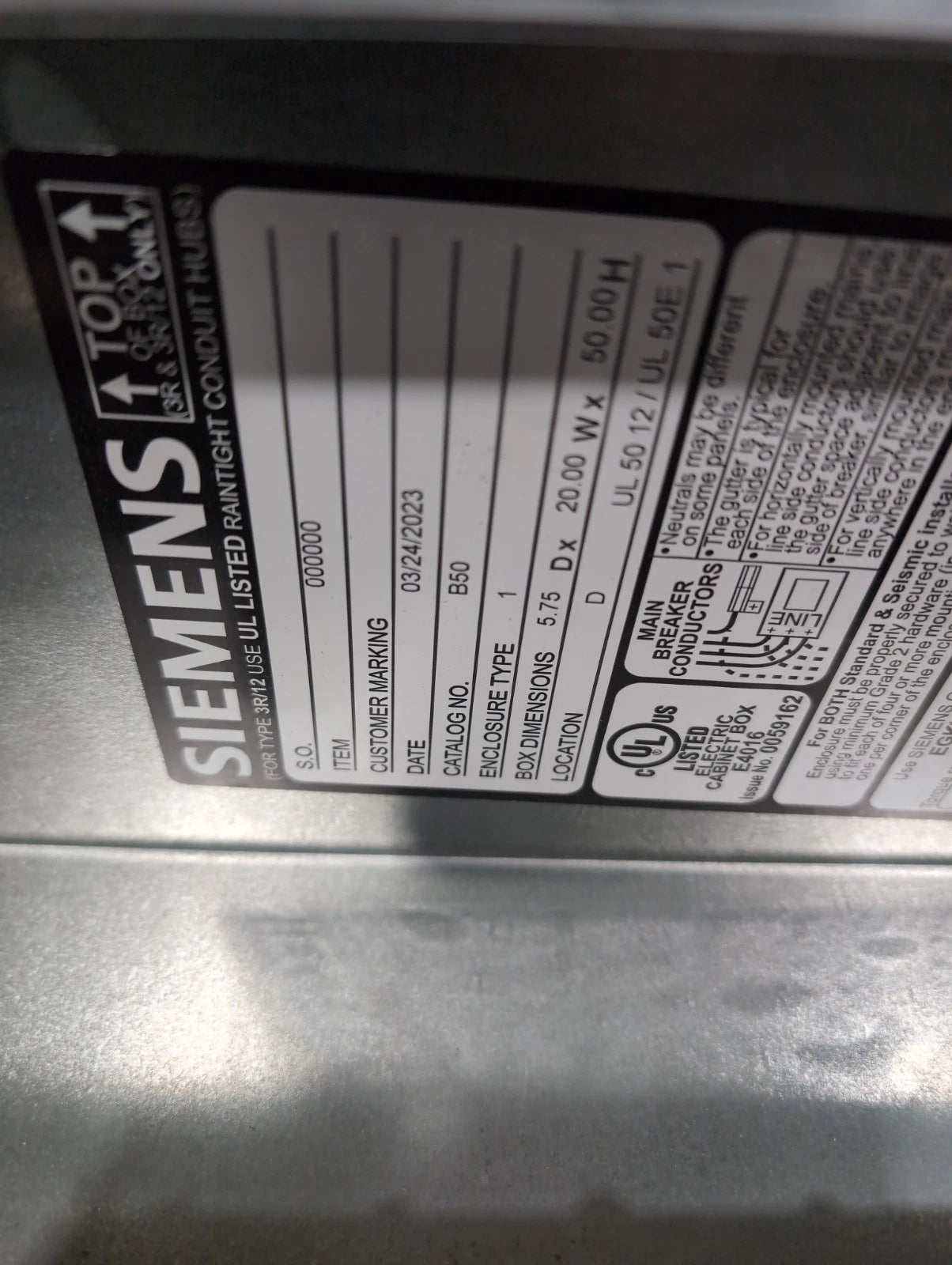 Siemens P1 Panelboard 250A 480/277V 3PH MLO Panel 250 Amp 54 Cir P1E54ML250ATST New