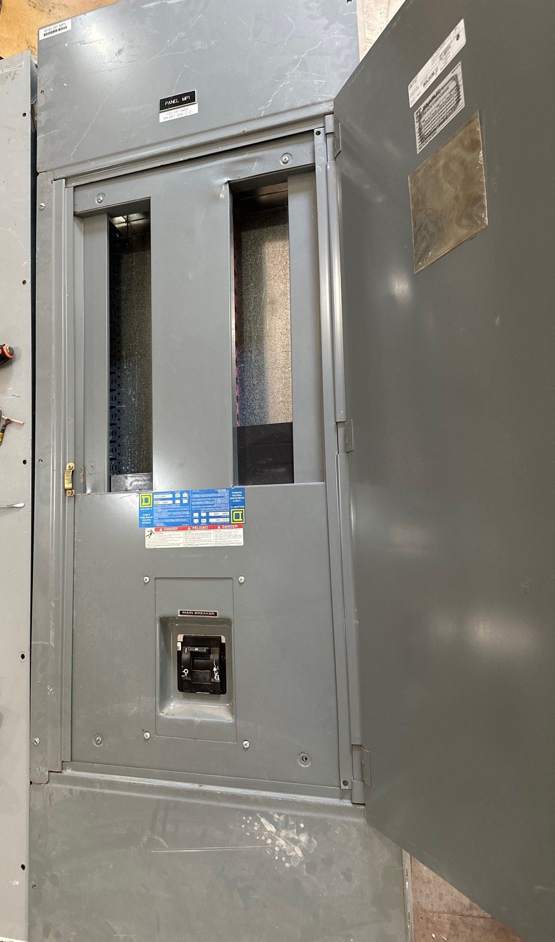 Square D HCN23744M I-Line Panelboard 400A 600V 3PH 30Cir MCB LAP36400MB Indoor HC2674B Used