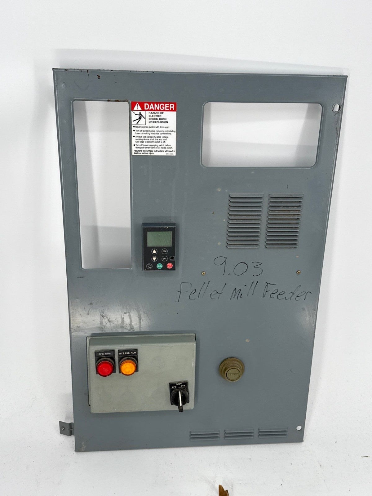 Square D Model 6 24" 15A Combo MCC Bucket FHP3601513M ATV71HU22N4 3HP Drive Used