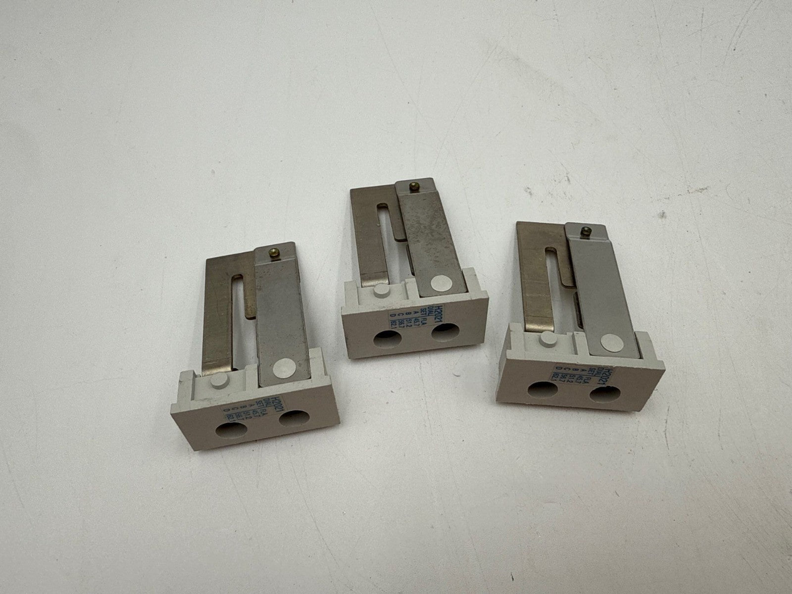 3PC Cutler Hammer H2021 Overload Relay Heater Element Freedom Series 45.7-62.1A Used