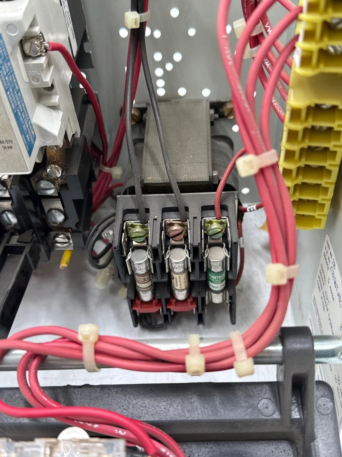 Eaton Freedom 2100 30A 12" MCC Combo Bucket HMCP030H1C Size 1 A200M1CAC 30 Amp Used