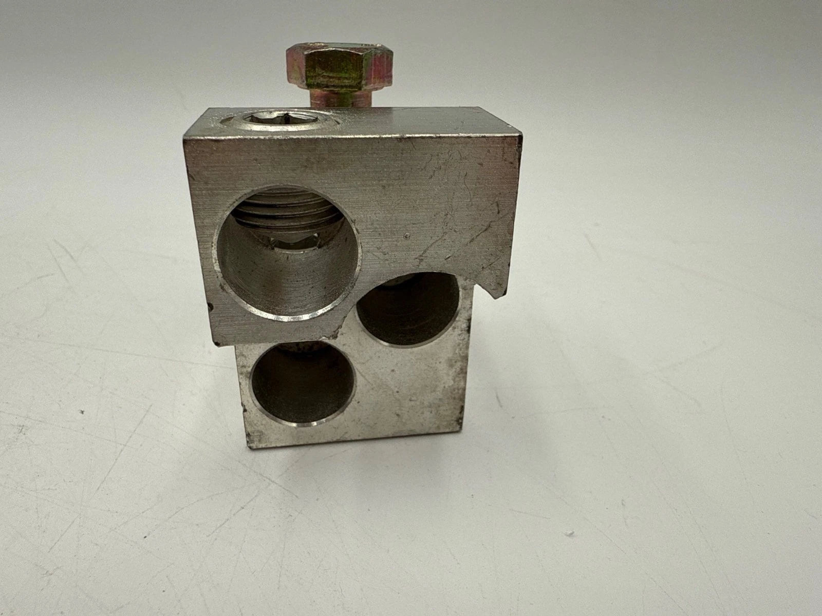 1PC Westinghouse TA800MA2 Circuit Breaker Terminal Lug 3/0-400MCM Ilsco D2242 New