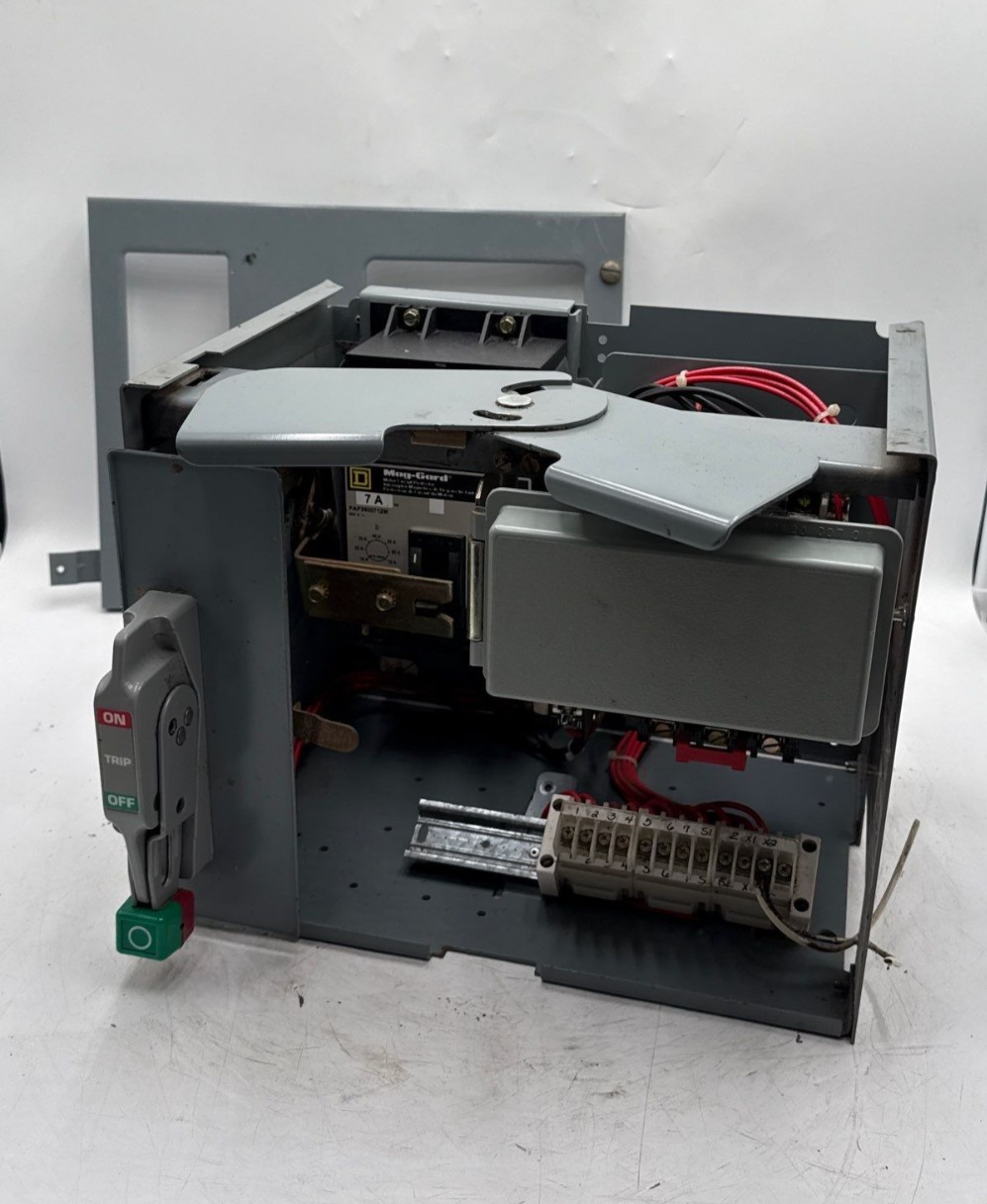 Square D Model 6 12" 7A Combo MCC Bucket Size 1 Starter FAP3600712M 8536SCO3S Used