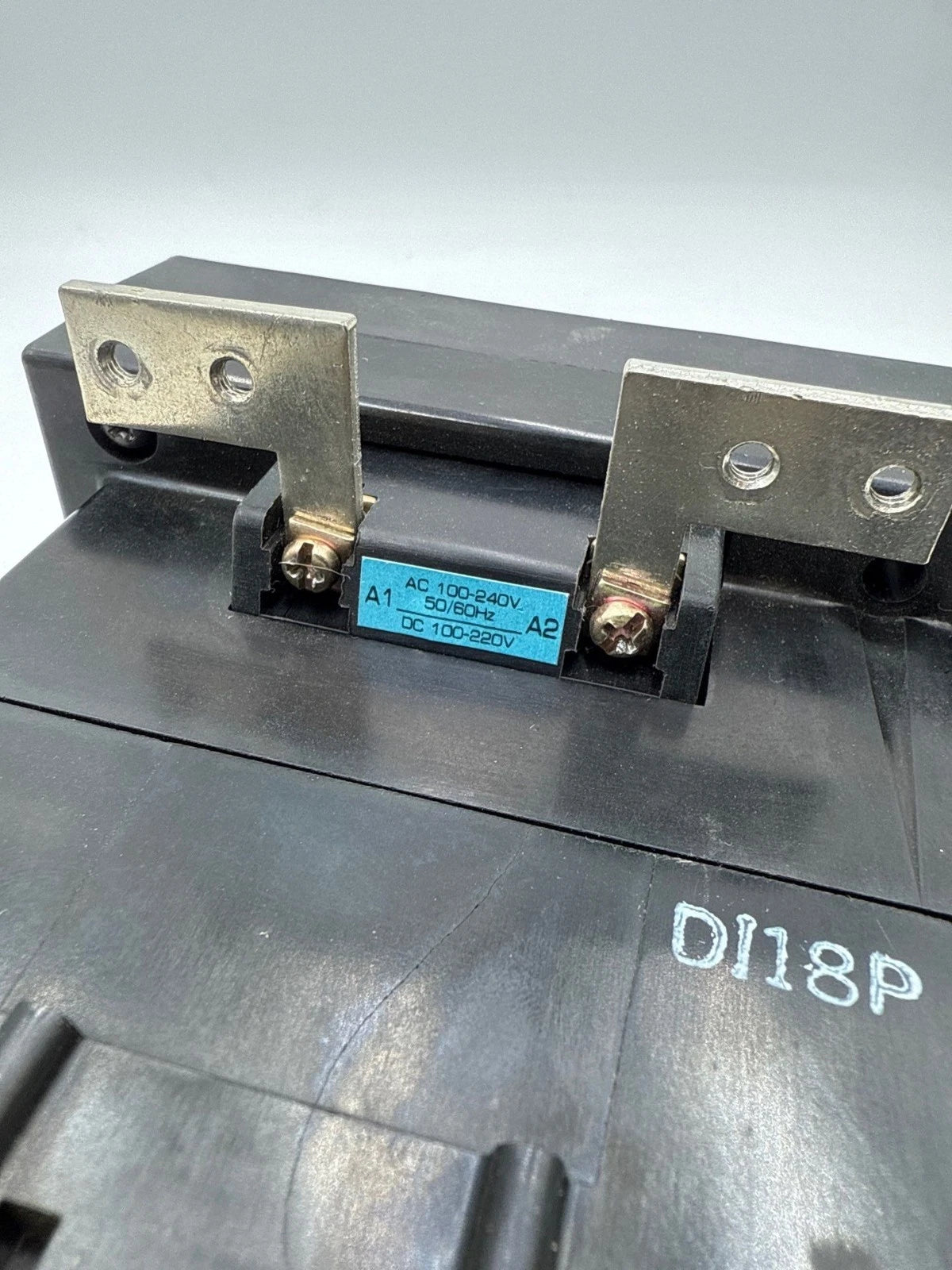 Toshiba C80A-E Magnetic Contactor 85A 3P 600V 60HP 3 Pole 3 Phase Coil 100-240V Used