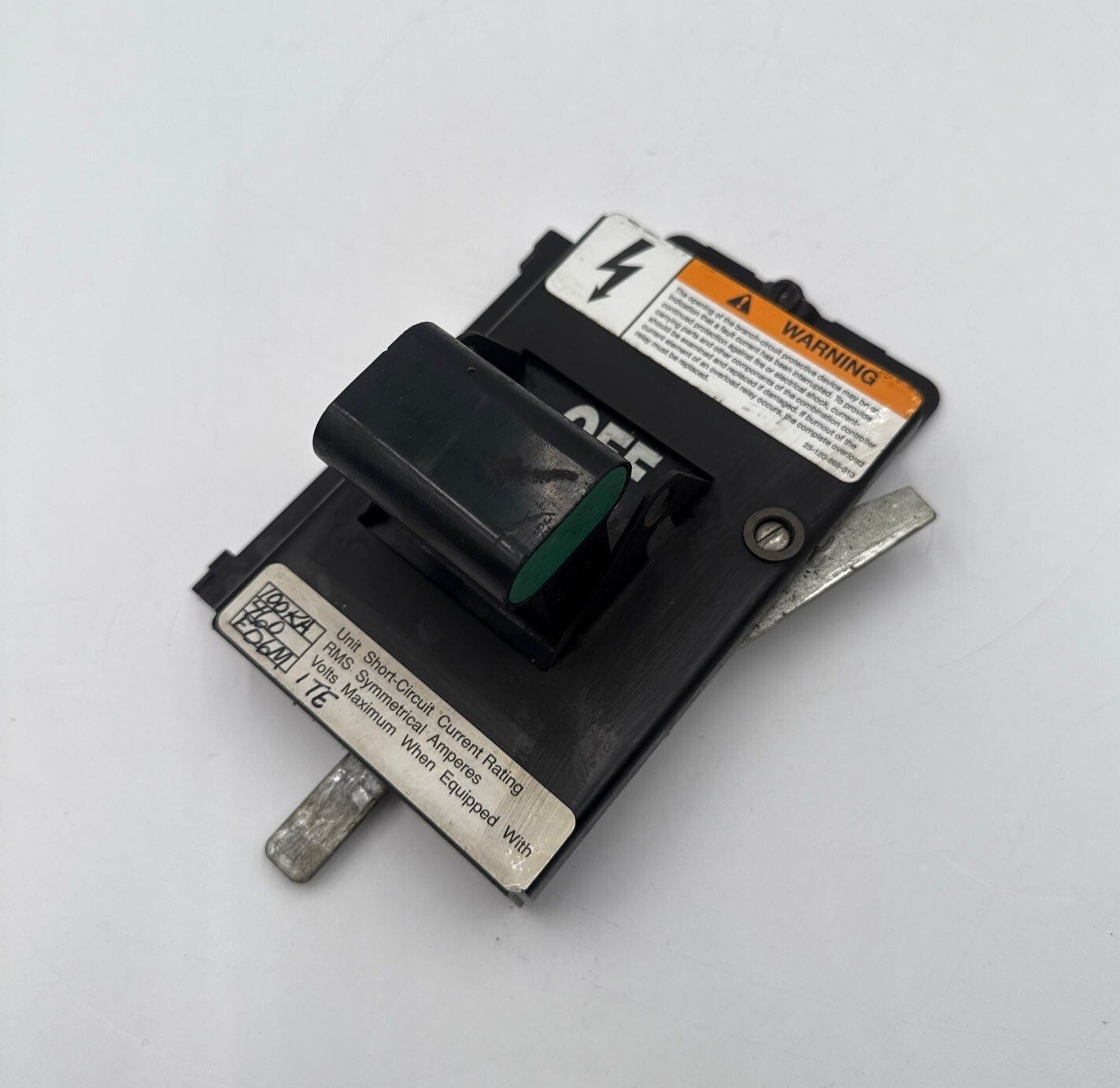 Siemens 25-135-017-553 Black MCC Breaker Handle Switch Mechanism Model 95 Used