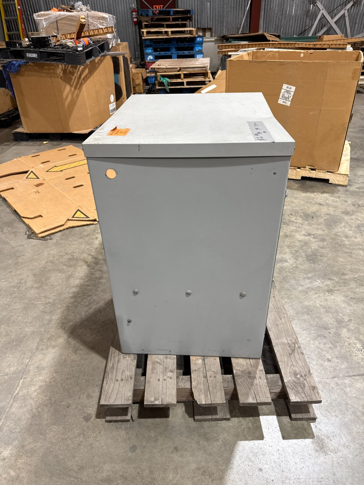75KVA Hevi-Duty Transformer ET5H75S Pri 480V Sec 240/120V 3PH Indoor Encl Used