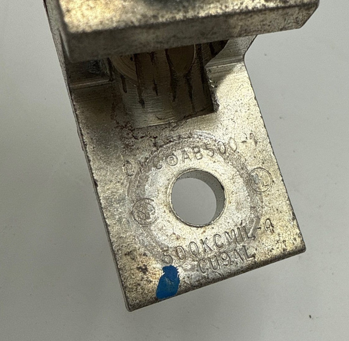 CMC AB500-1 Mechanical Aluminum Lug 500kcmil-4 Electric Conductor CU9AL Used