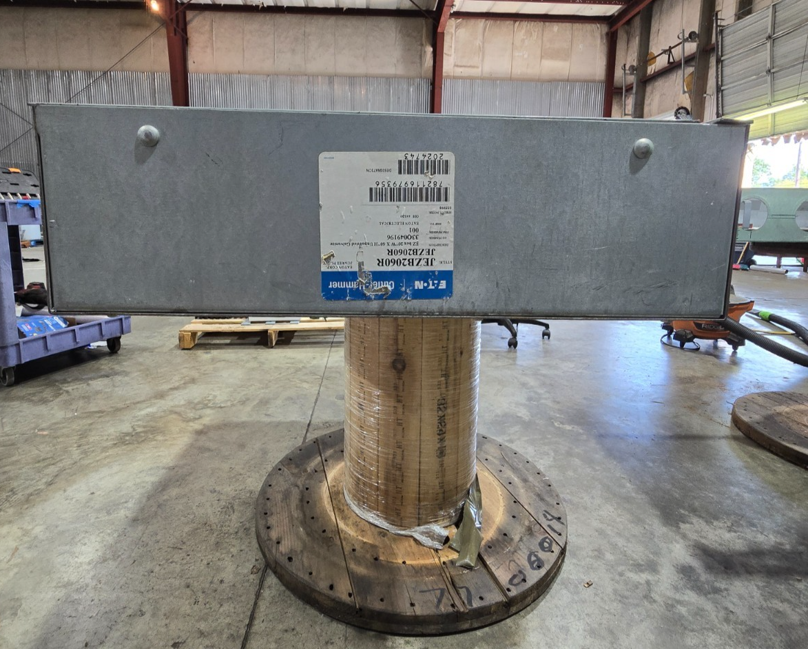 Eaton PRL3A Panelboard 400A 480V 3PH 3W MCB 400 Amp Panel HFD3225 225 Amp Used