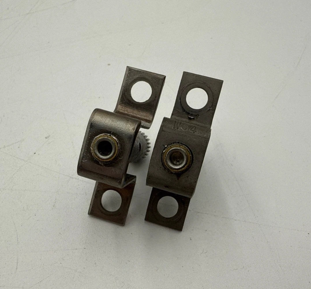 2PC Lot Allen Bradley W64 Thermal Overload Relay Heater 28.5A Element Unit W-64 New