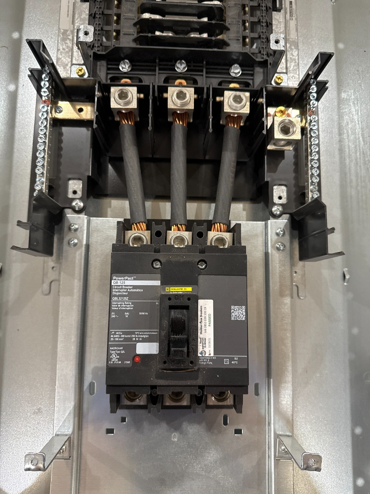 Square D NQ Panelboard 125A 208/120V 3PH 4W 30 Cir QBL32125 125 Amp MCB Panel Used