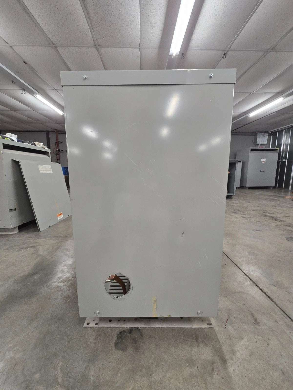 112.5KVA GE 9T23B3875 Transformer Pri 480V Sec 208/120V 3PH Indoor Encl Type QL Used