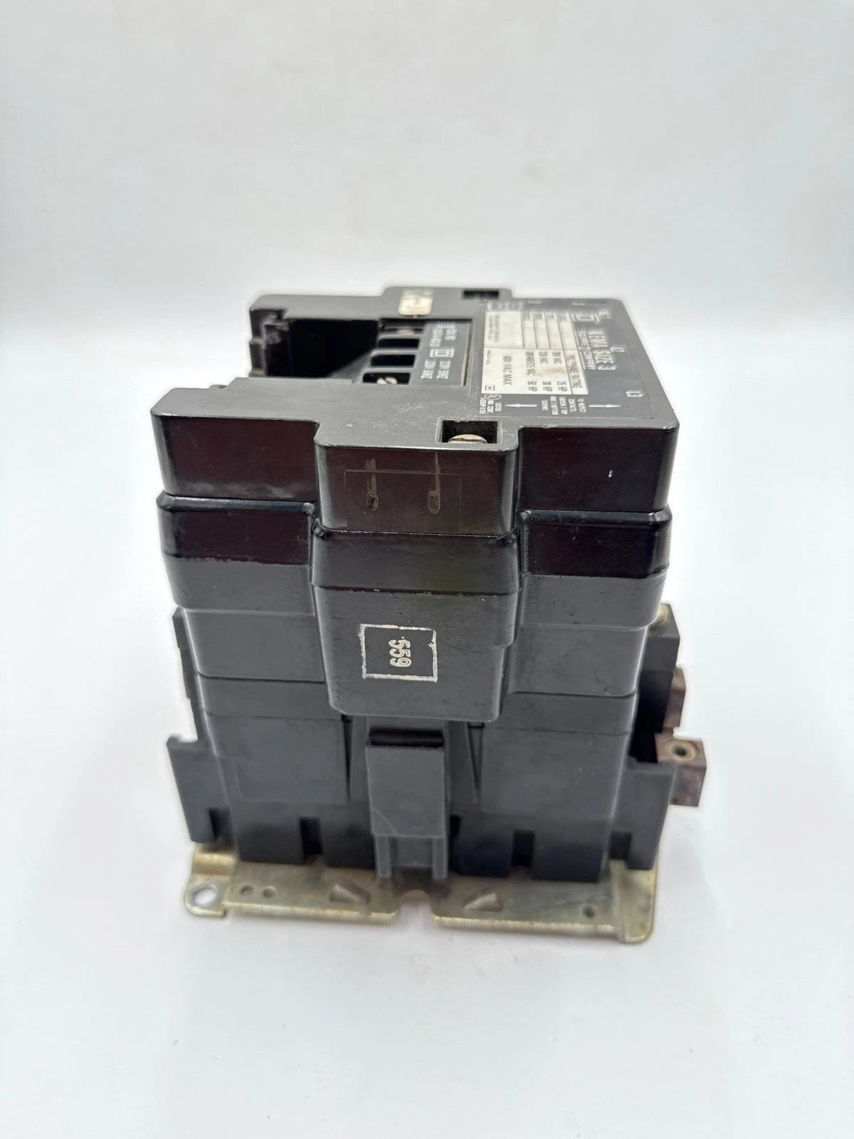 Sq D 8536SEO1S Y22 Contactor 90A 3P 600V NEMA Size 3 Coil 110/120V 31074-400-38 Used