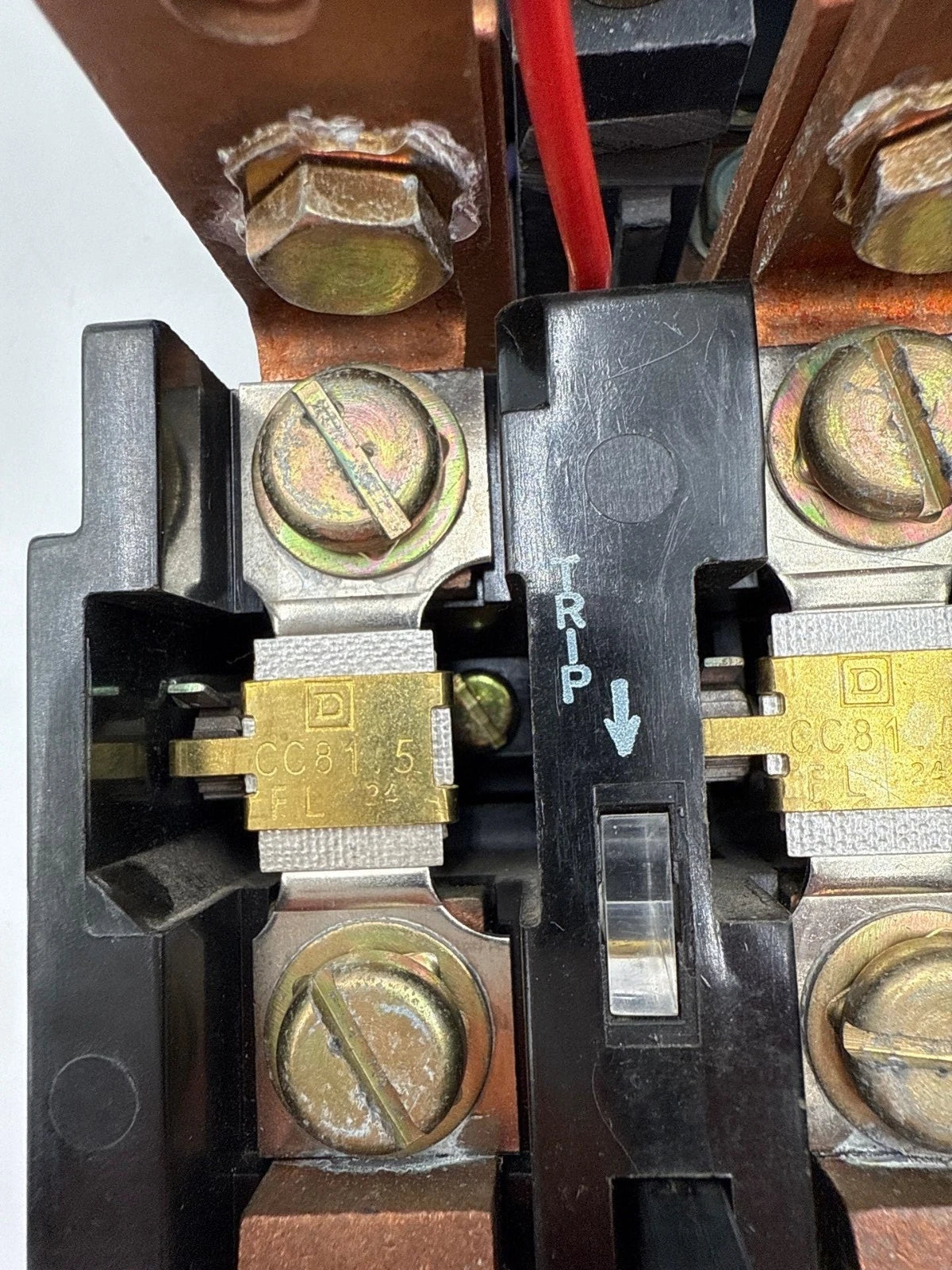 Square D 8536SF01S Starter NEMA Size 4 135A 3P 600V 100HP Coil 110/120V CC81.5 Used