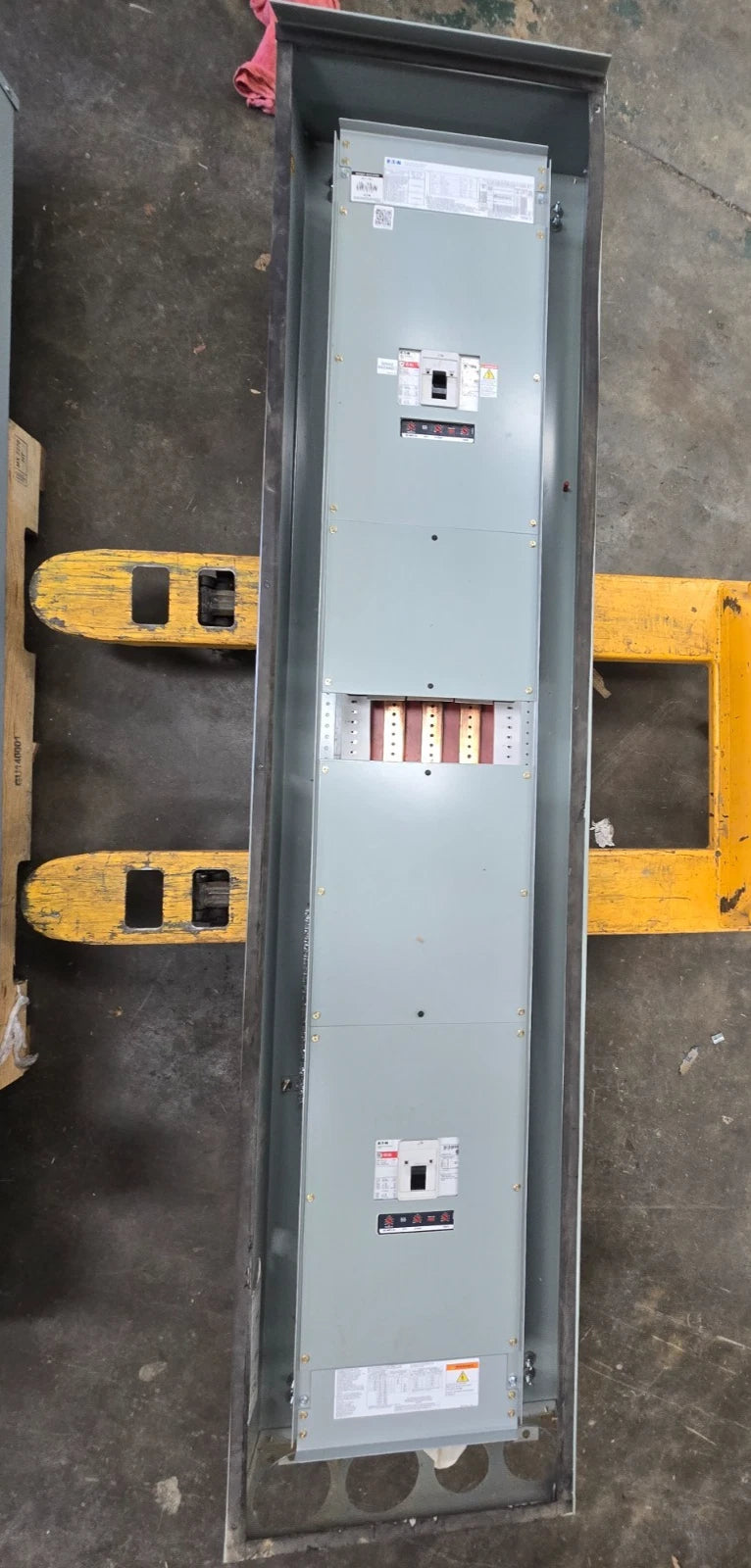 Eaton PRL3X Panelboard 400A 480/277V 3PH MCB Panel KD3400 Subfeed 350A 3R Encl Used