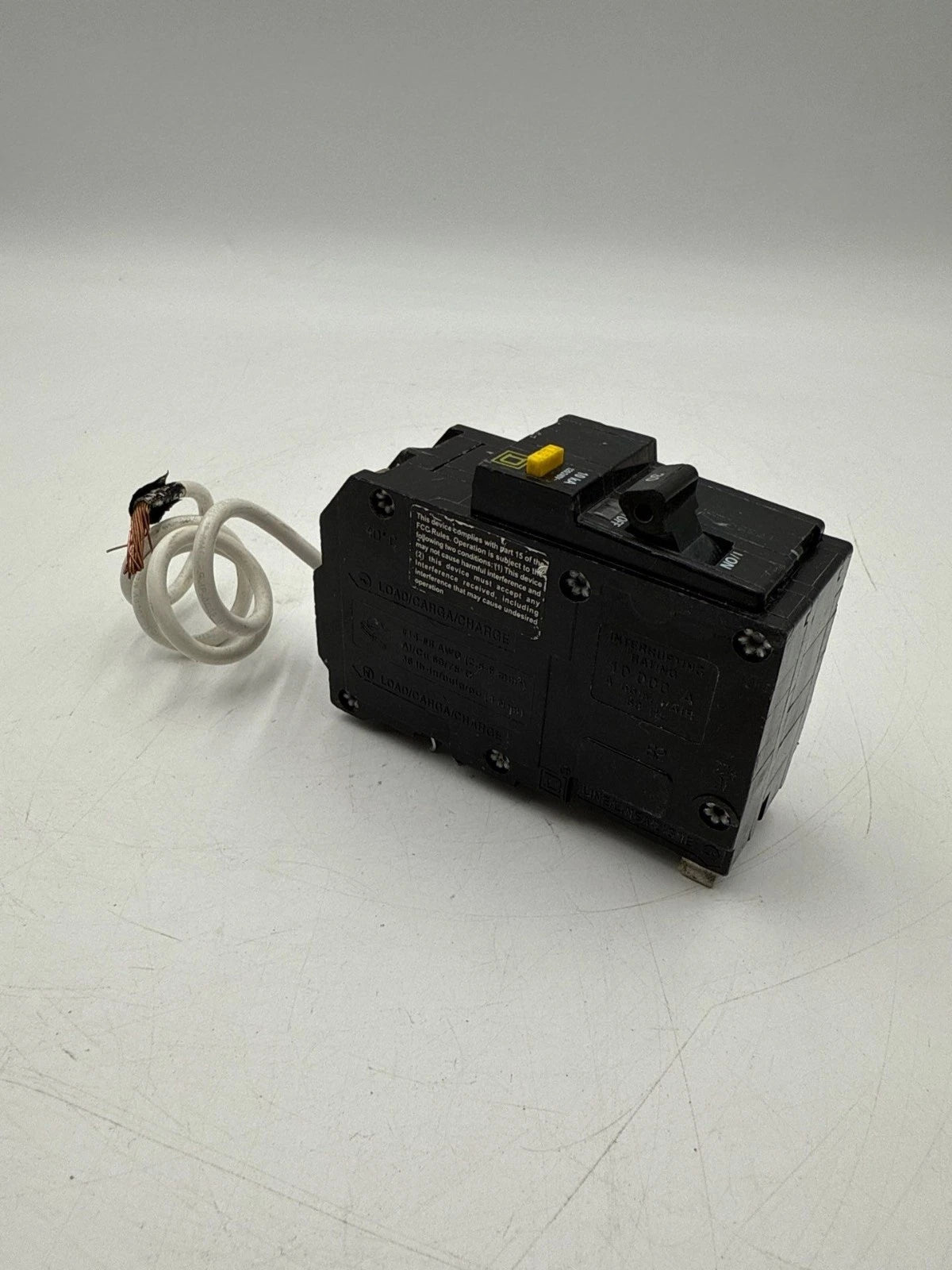 Square D QO230GFI Circuit Breaker 30A 2P 120/240V 1PH 10kA QO Plug On 30 Amp Used