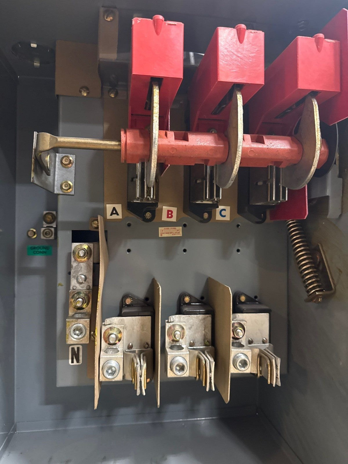 Square D PQ4620G Busplug I-Line Busway Switch 200A 3P 4W 277/480V PQ-4620G Used