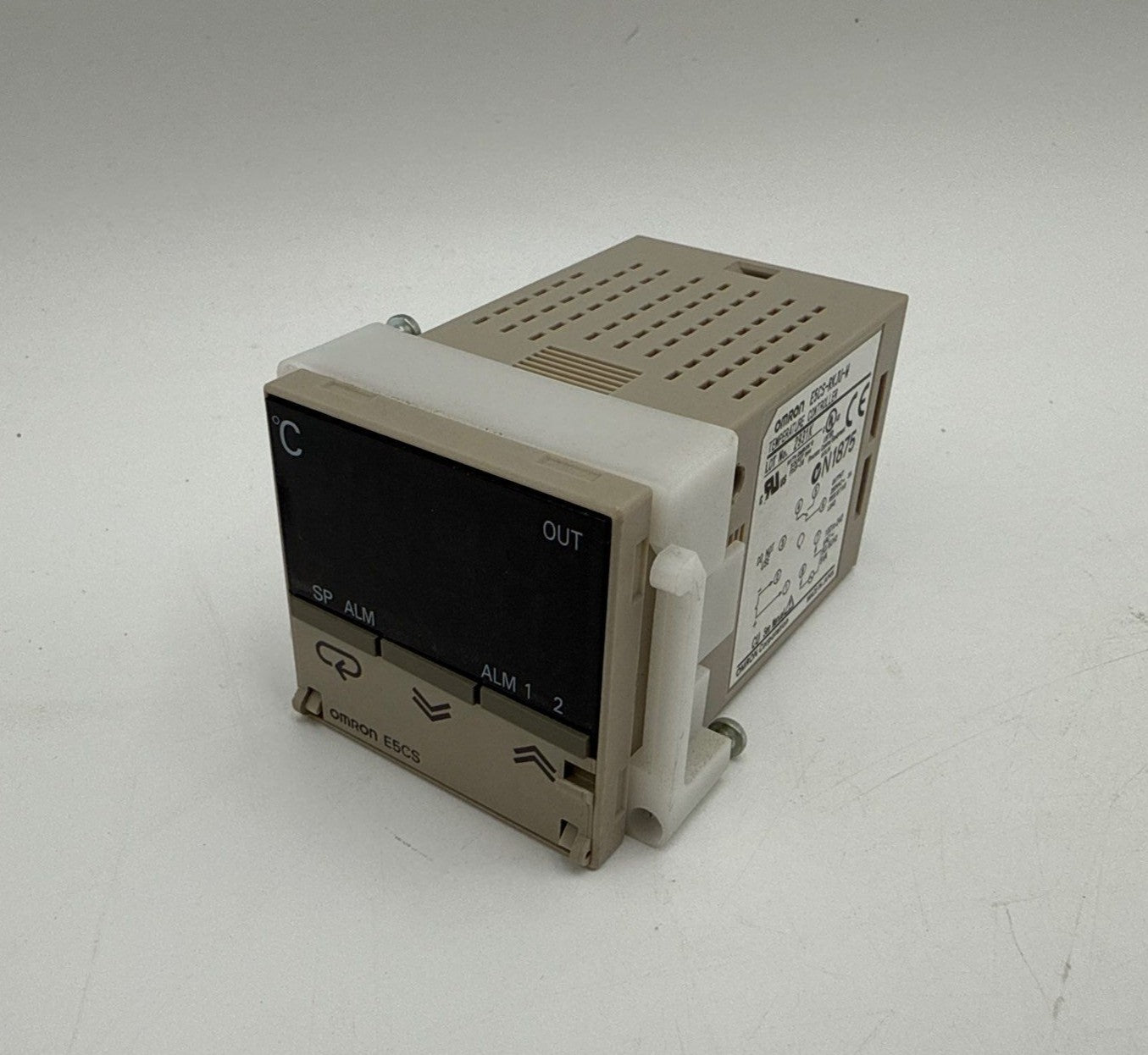 Omron E5CS-RKJU-W Temperature Controller Multi-Range 100-240 V AC New