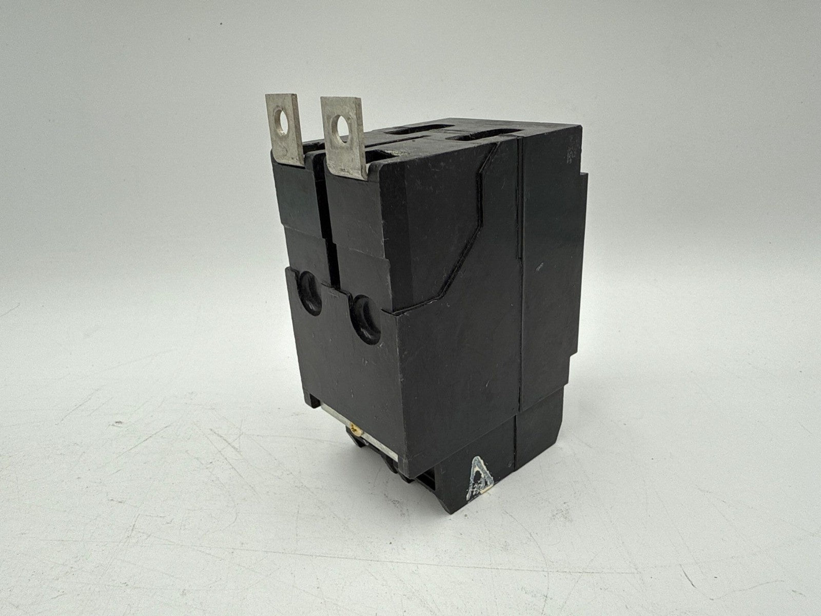 Eaton GHB2060 Bolt On Circuit Breaker 60A 277/480V 2P GHB 60 Amp 2 Pole Cutler Used