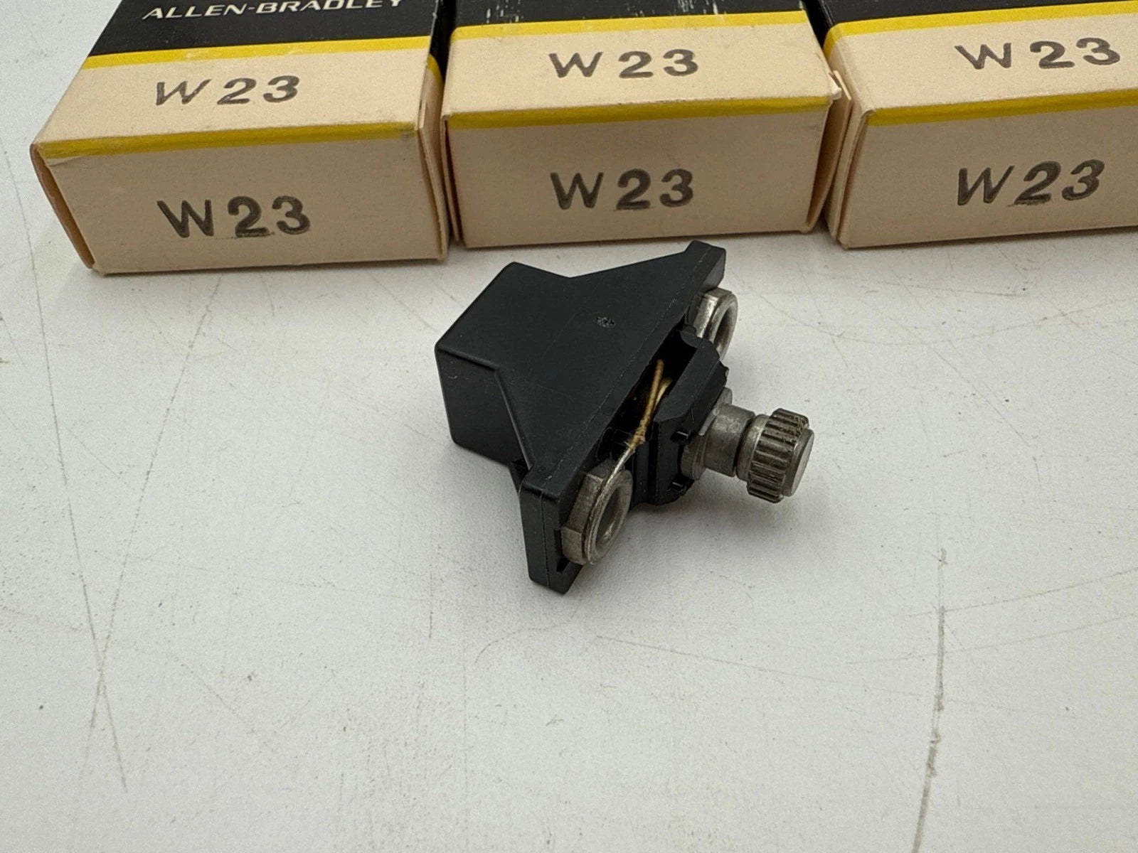 5PC Lot Allen Bradley W23 Thermal Overload Relay Heater Element Unit W-23 0.67A New