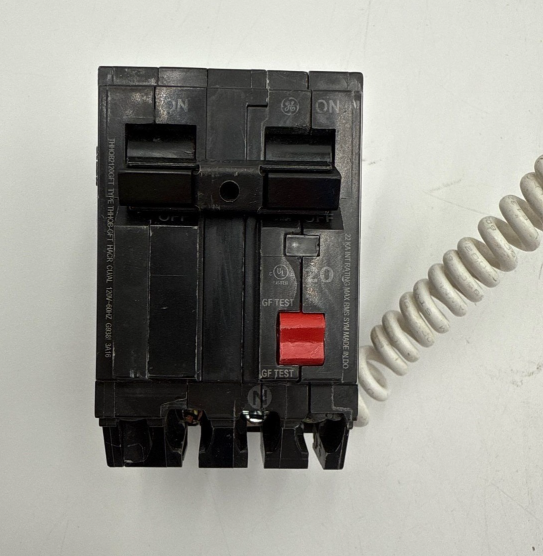 GE THHQB2120GFT Circuit Breaker 20A 2P 240V 22kA THHQB 20 Amp Bolt On GFCI New