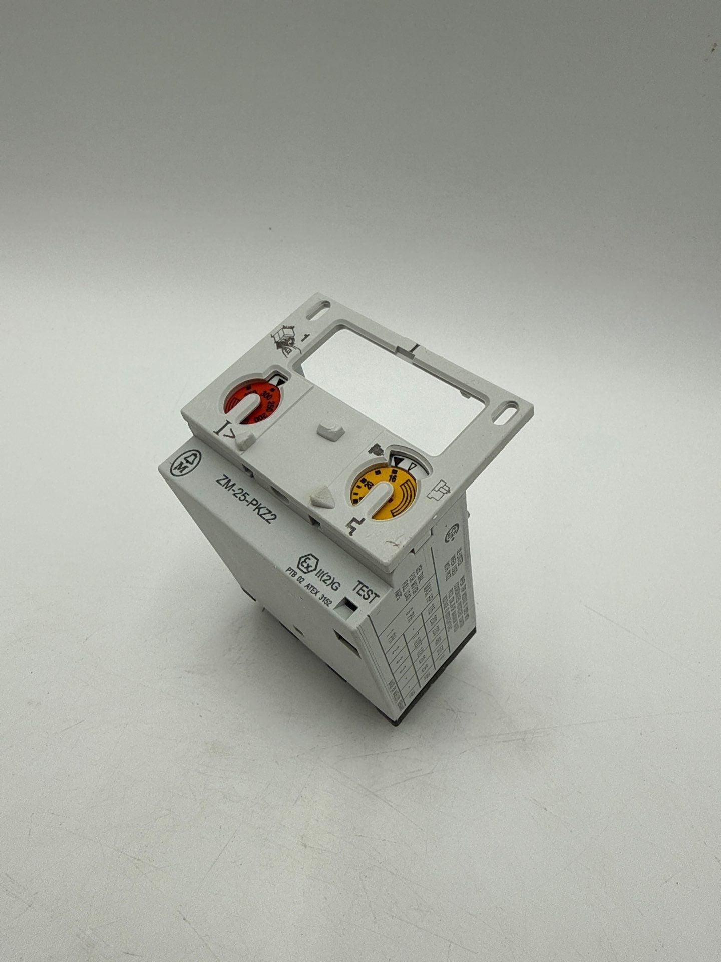 Eaton ZM-25-PKZ2 Motor Protection Trip Block 16-25A 200-350A Adj Mag Trip New