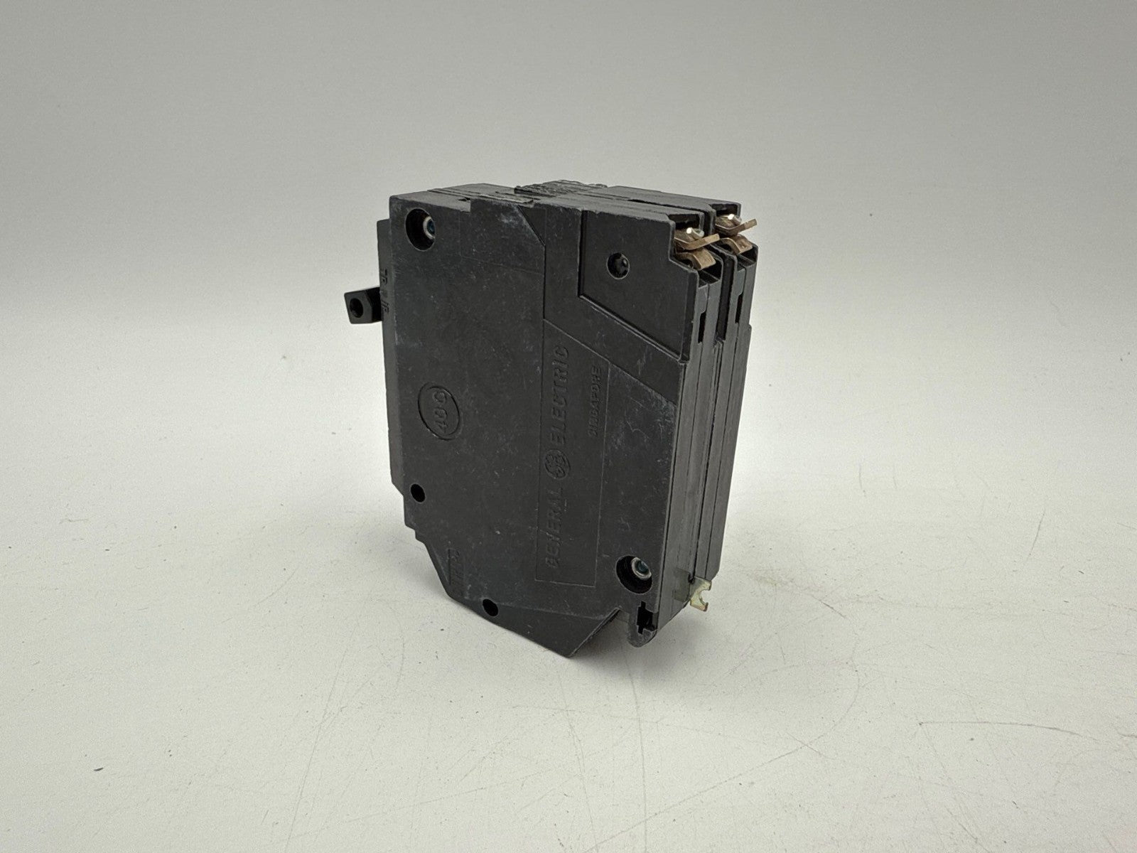 GE THQP235 Circuit Breaker 35A 2P 120/240V THQP 35 Amp 2 Pole Plug On New