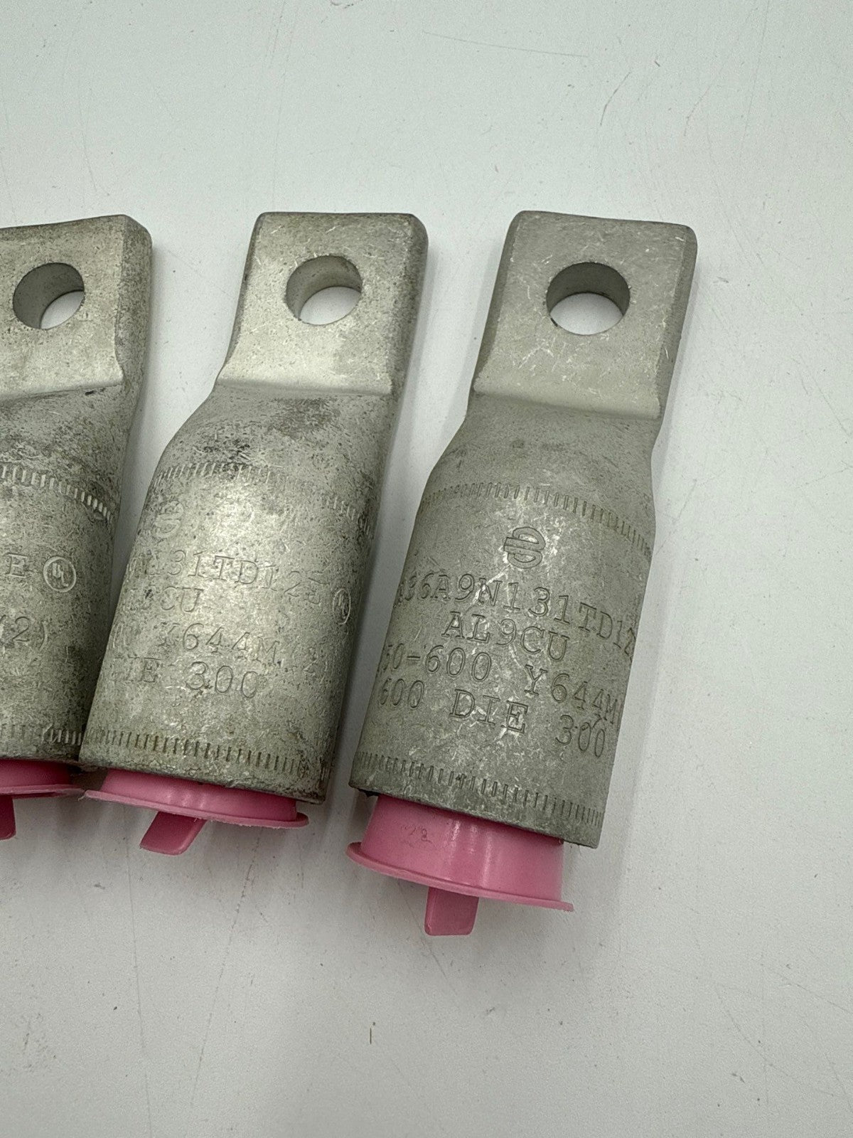 3PC Burndy YA36A9N131TD12E Compression Lug 1 Hole 250-600MCM New