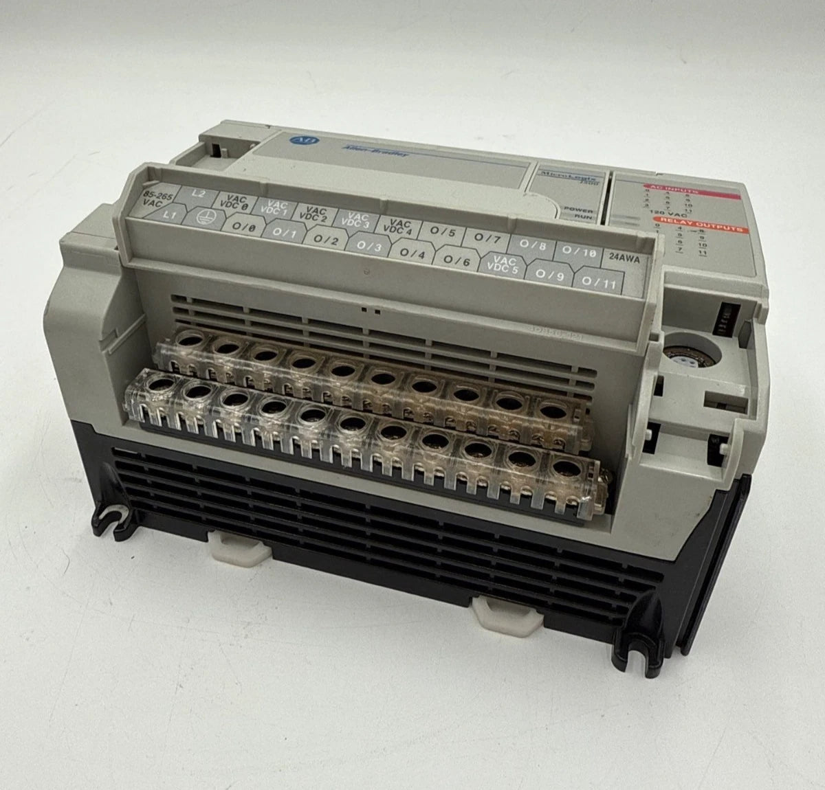 Allen-Bradley MicroLogix 1500 1764-24AWA Controller Base Unit 12 AC INPUT 12 Out New