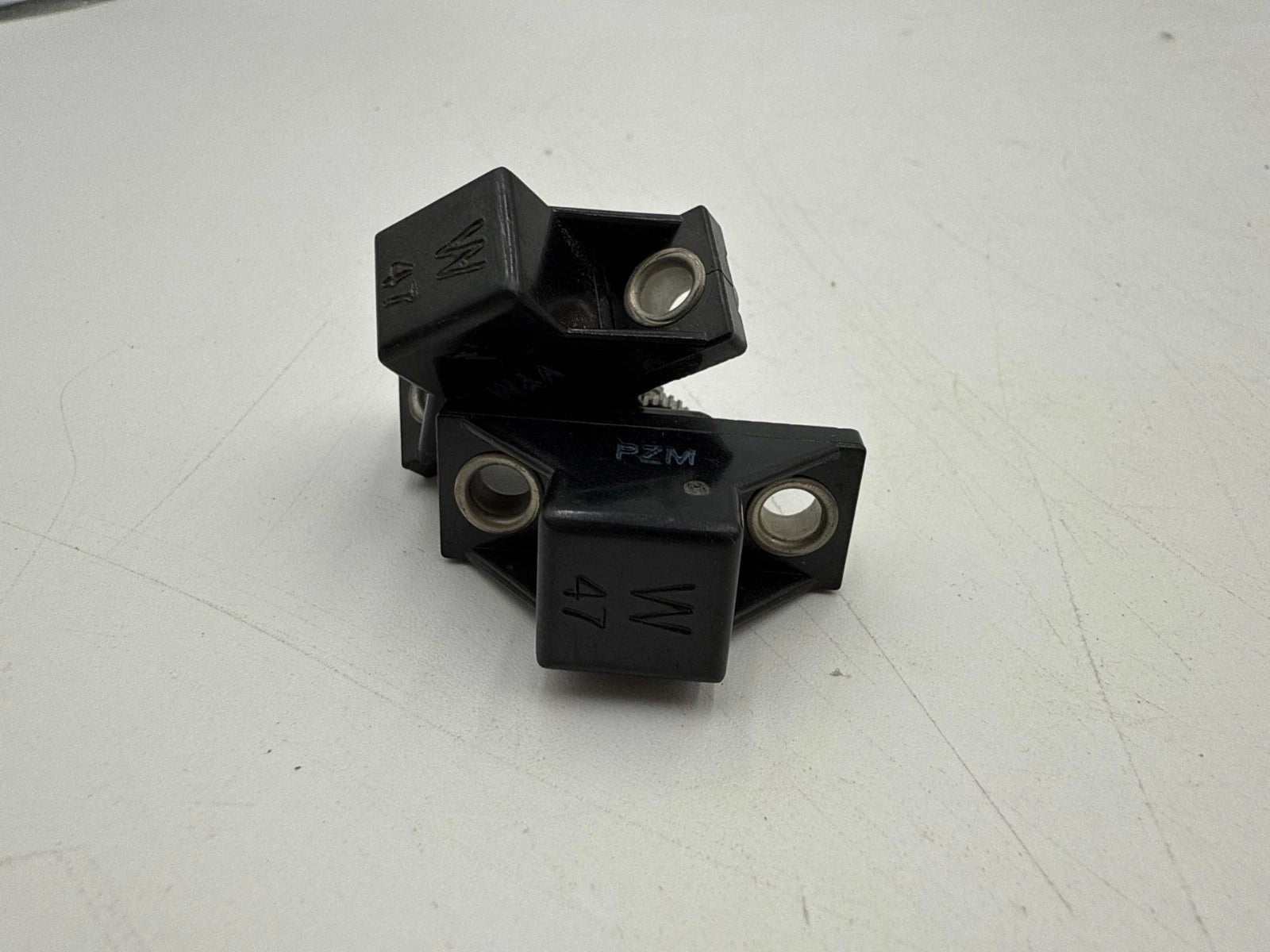 2PC Lot Allen Bradley W47 Thermal Overload Relay Heater 5.54A Element Unit W-47 New