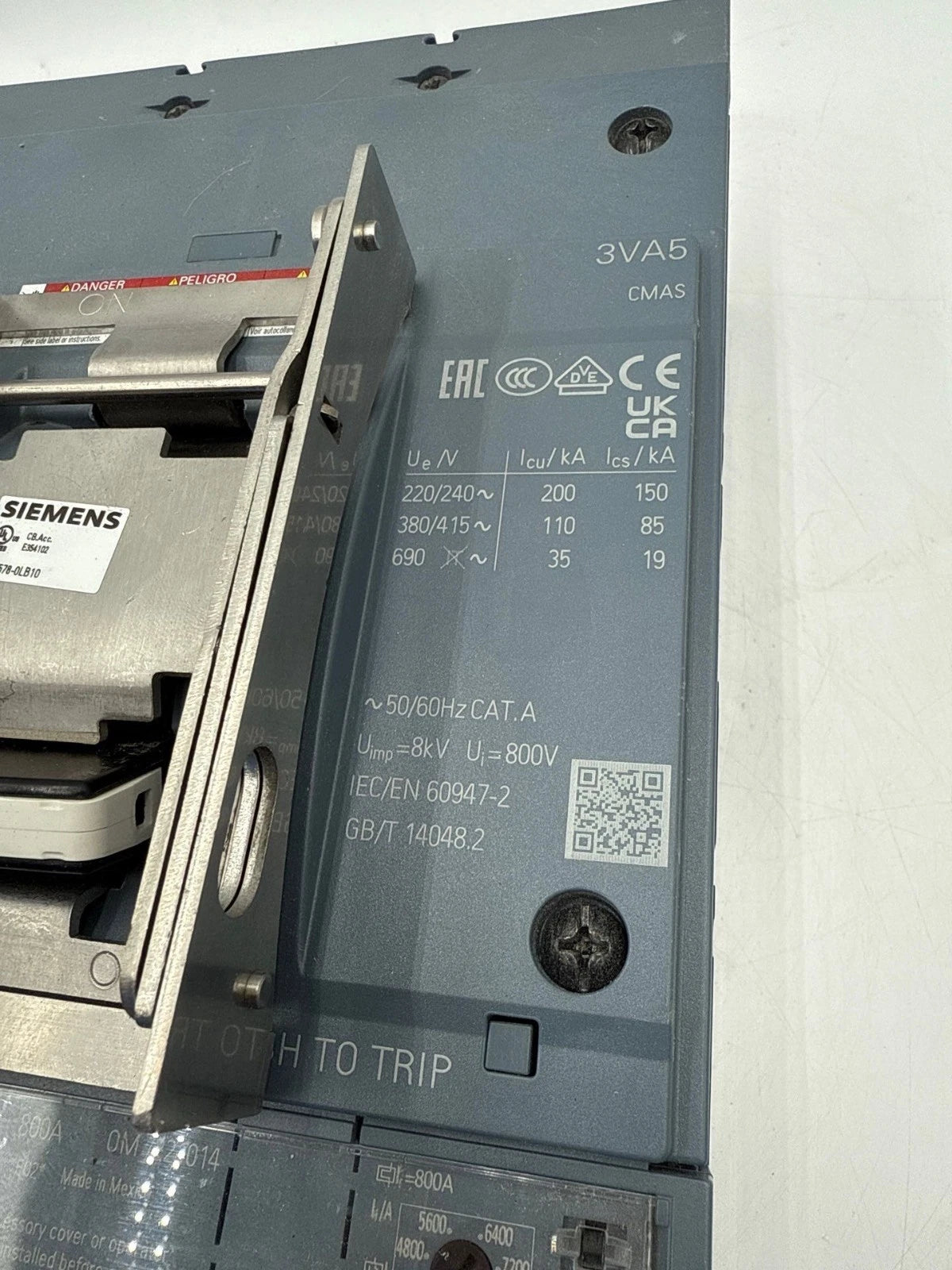 Siemens 3VA5580-7EC32-0AA0 Circuit Breaker 800A 3P 600V 3VA5 800 Amp 100kA-480V New