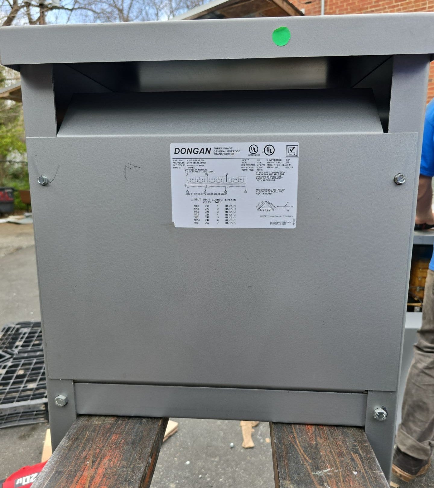 15KVA Dongan 43-15-2698SH Transformer Pri 240V Sec 480Y/277V 3PH 3R Encl Used