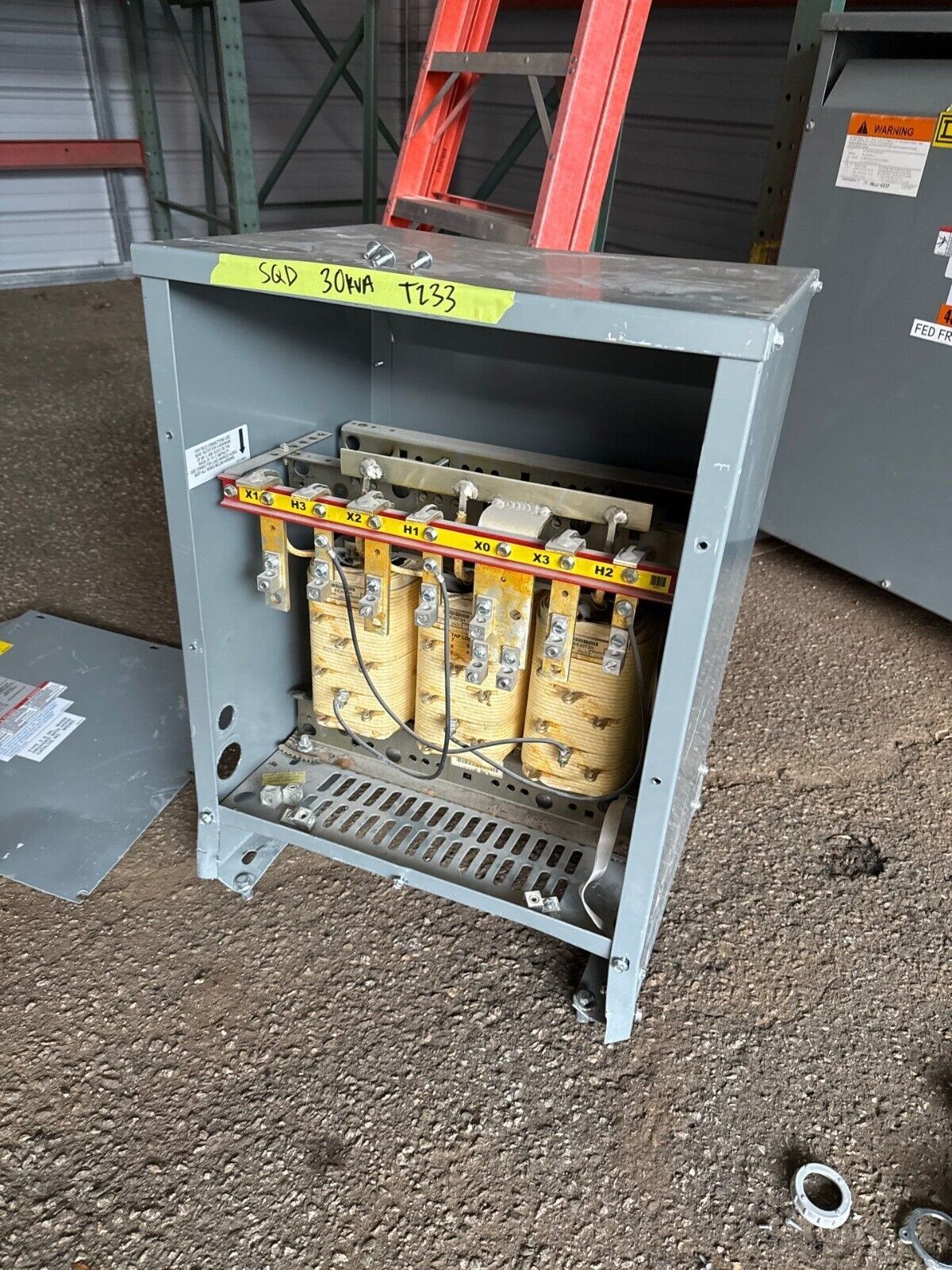 Square D 30T3H Used
