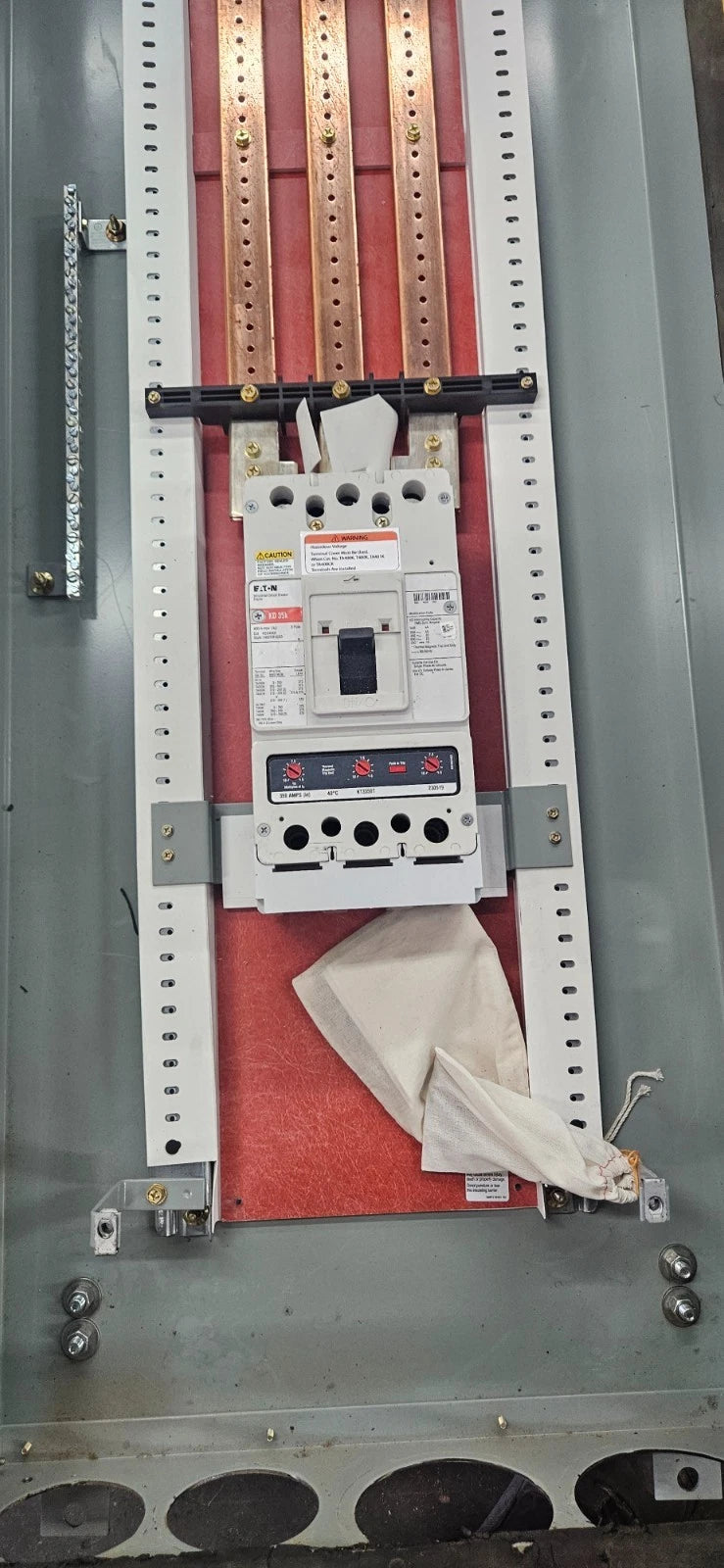 Eaton PRL3X Panelboard 400A 480/277V 3PH 3R Encl MCB Panel KD3400 Subfeed 350A Used